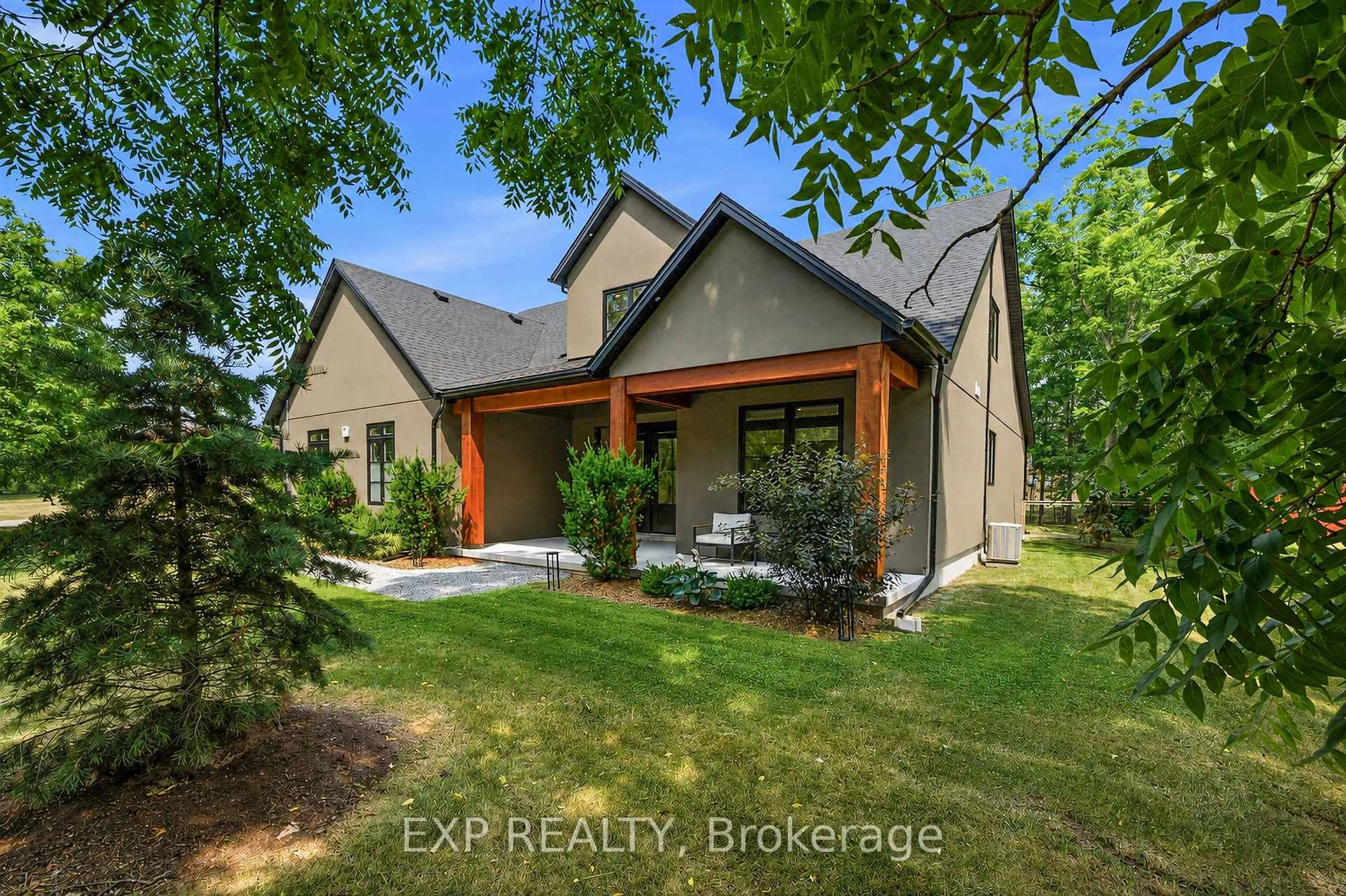 Home with brick exterior material, unknown for 3001 Ozark Tr, Fort Erie Ontario L0S 1N0