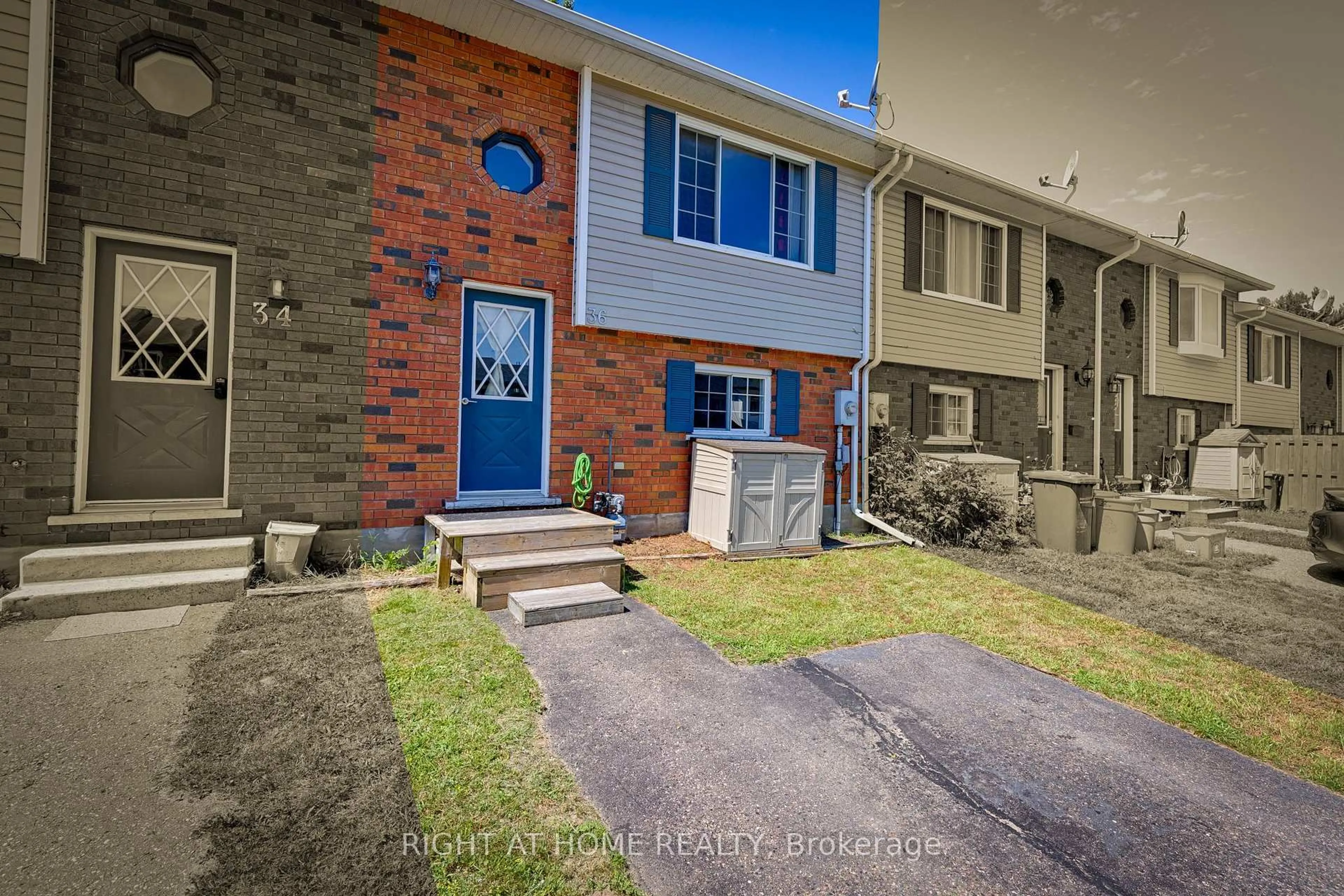 A pic from outside/outdoor area/front of a property/back of a property/a pic from drone, street for 36 Northbrook Rd, Petawawa Ontario K8H 3N5