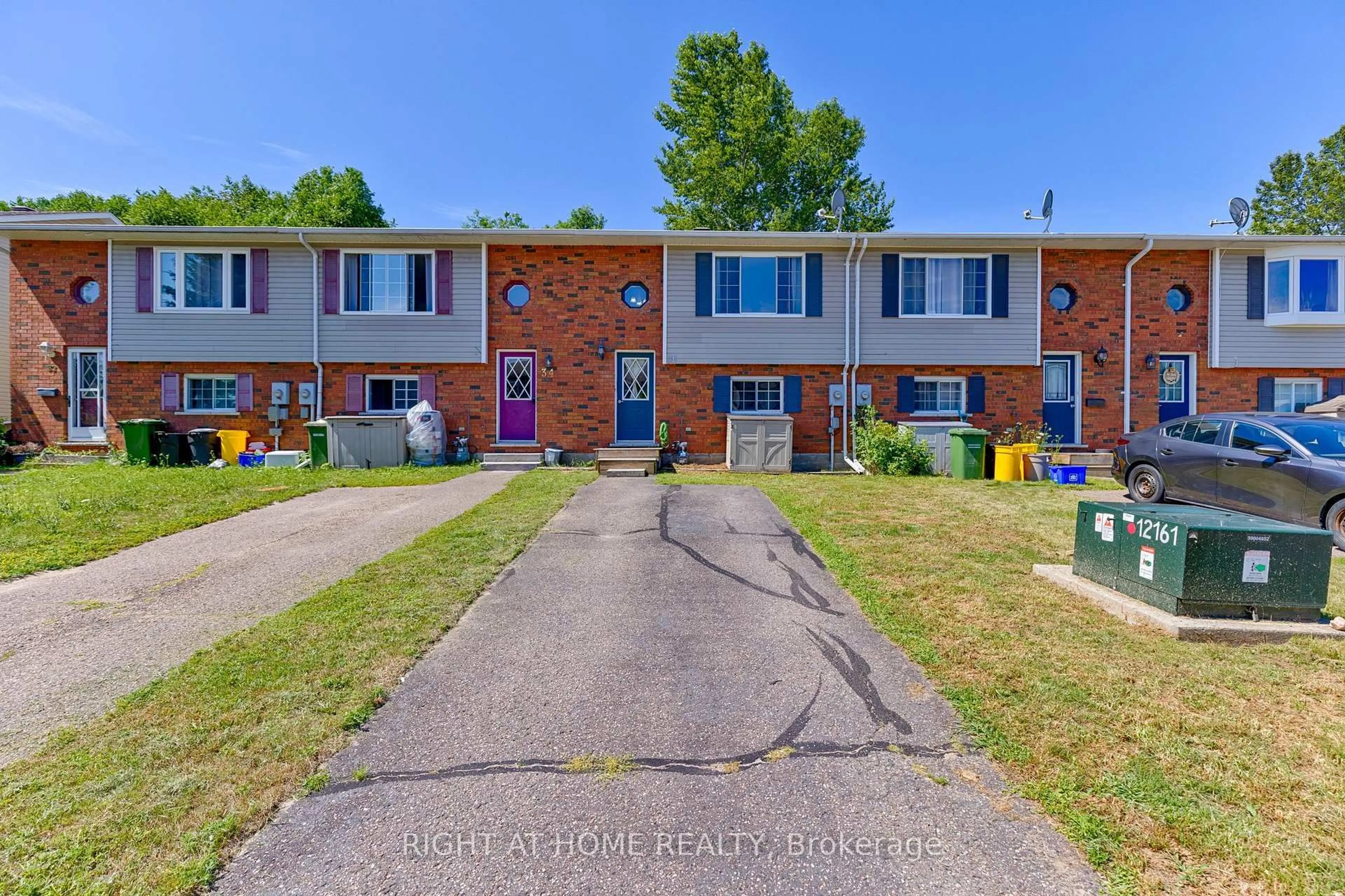 A pic from outside/outdoor area/front of a property/back of a property/a pic from drone, street for 36 Northbrook Rd, Petawawa Ontario K8H 3N5