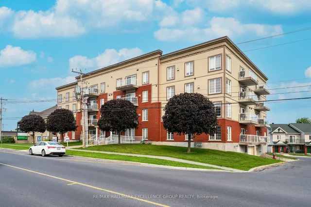 2921 Laurier St #406, Clarence-Rockland 2