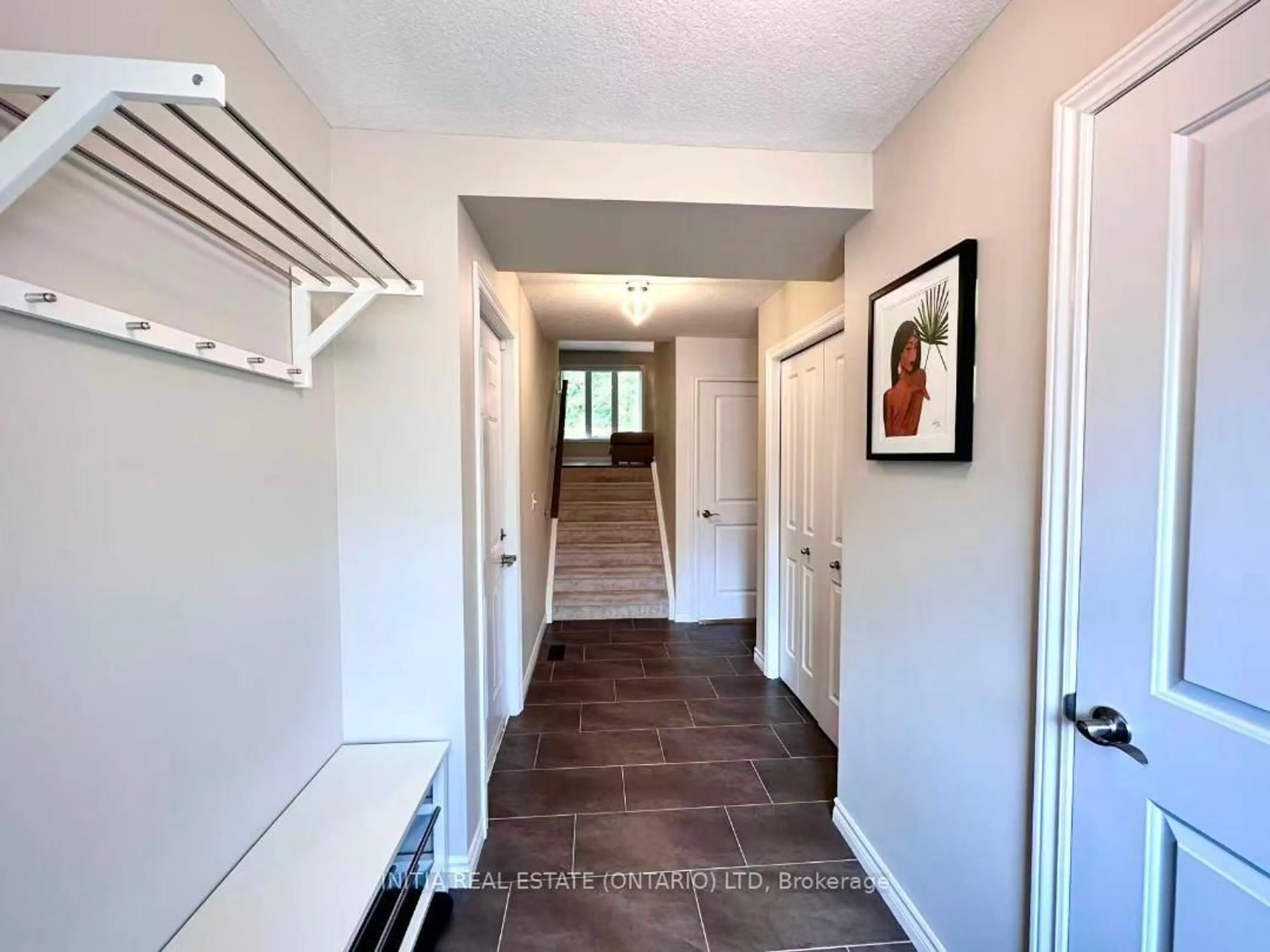 Indoor entryway for 1010 Fanshawe Park Rd #31, London North Ontario N5X 0K9