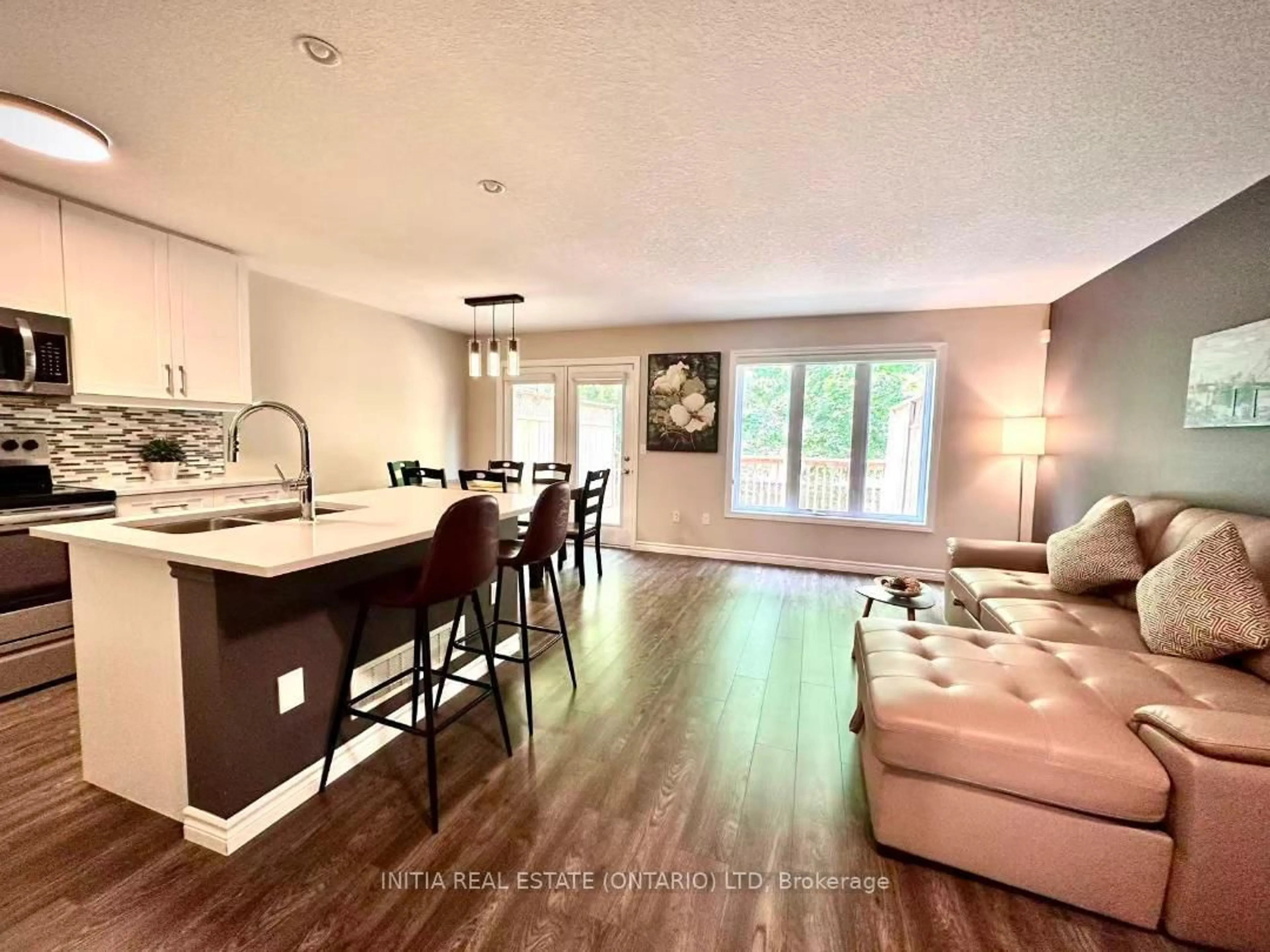 Open concept kitchen, wood/laminate floor for 1010 Fanshawe Park Rd #31, London North Ontario N5X 0K9