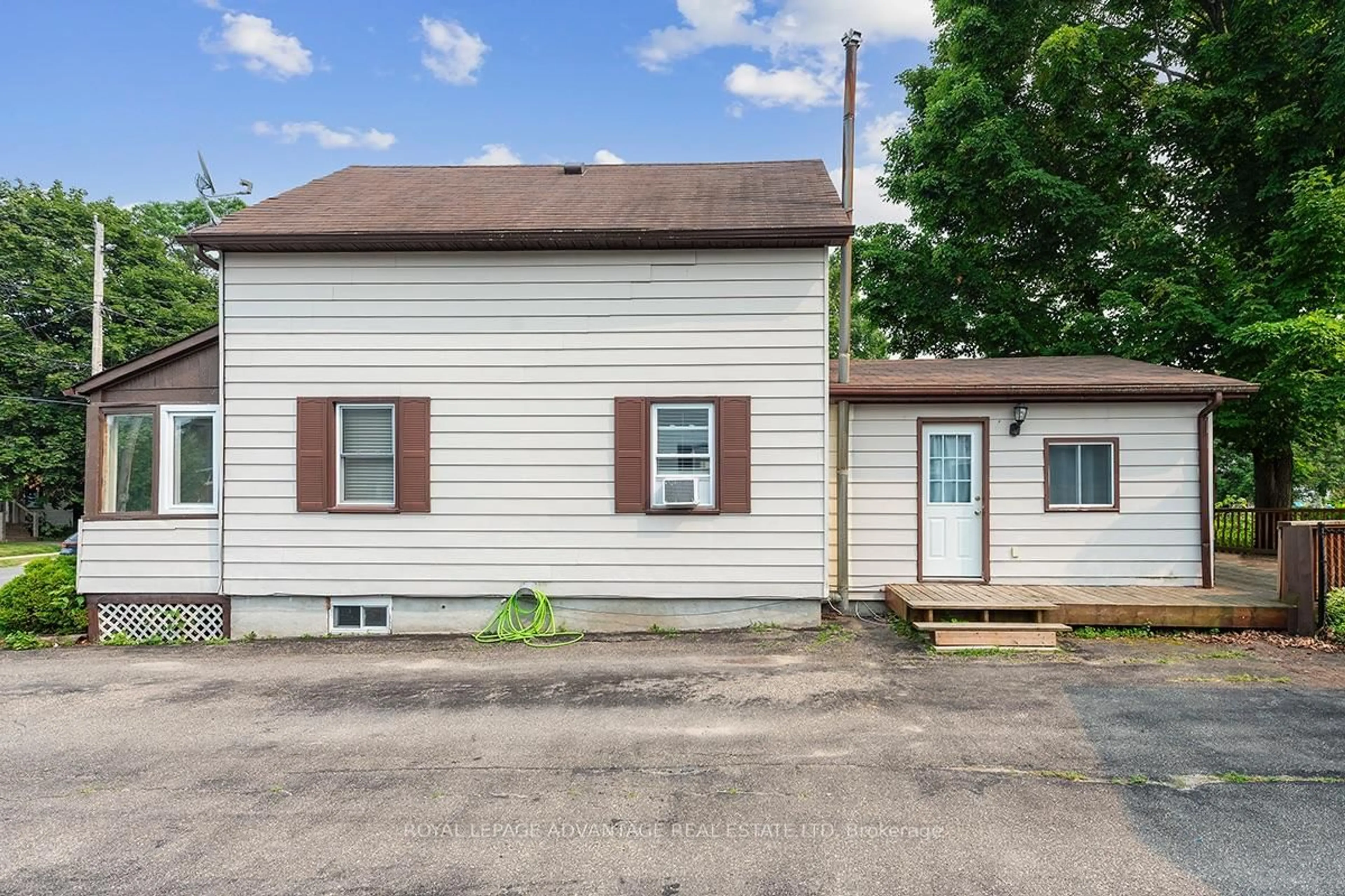 Unknown for 86 Beckwith St, Perth Ontario K7H 1C4