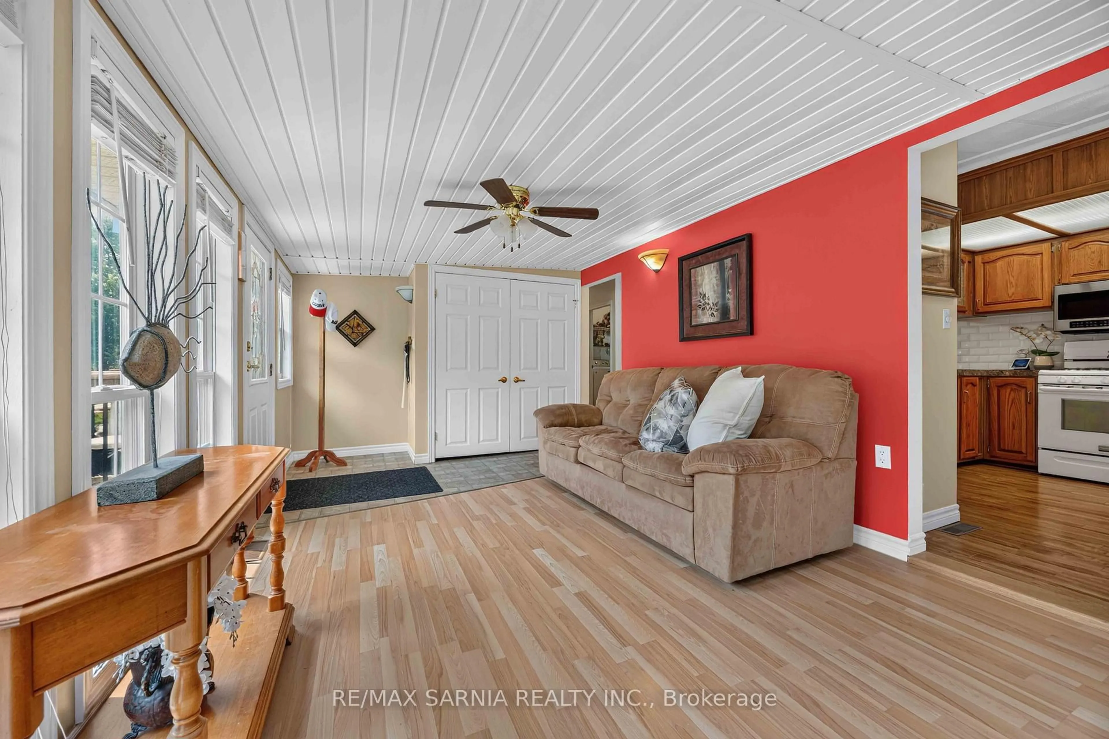Living room with furniture, unknown for 4895 Lakeshore Rd #A91, Plympton-Wyoming Ontario N0N 1J6