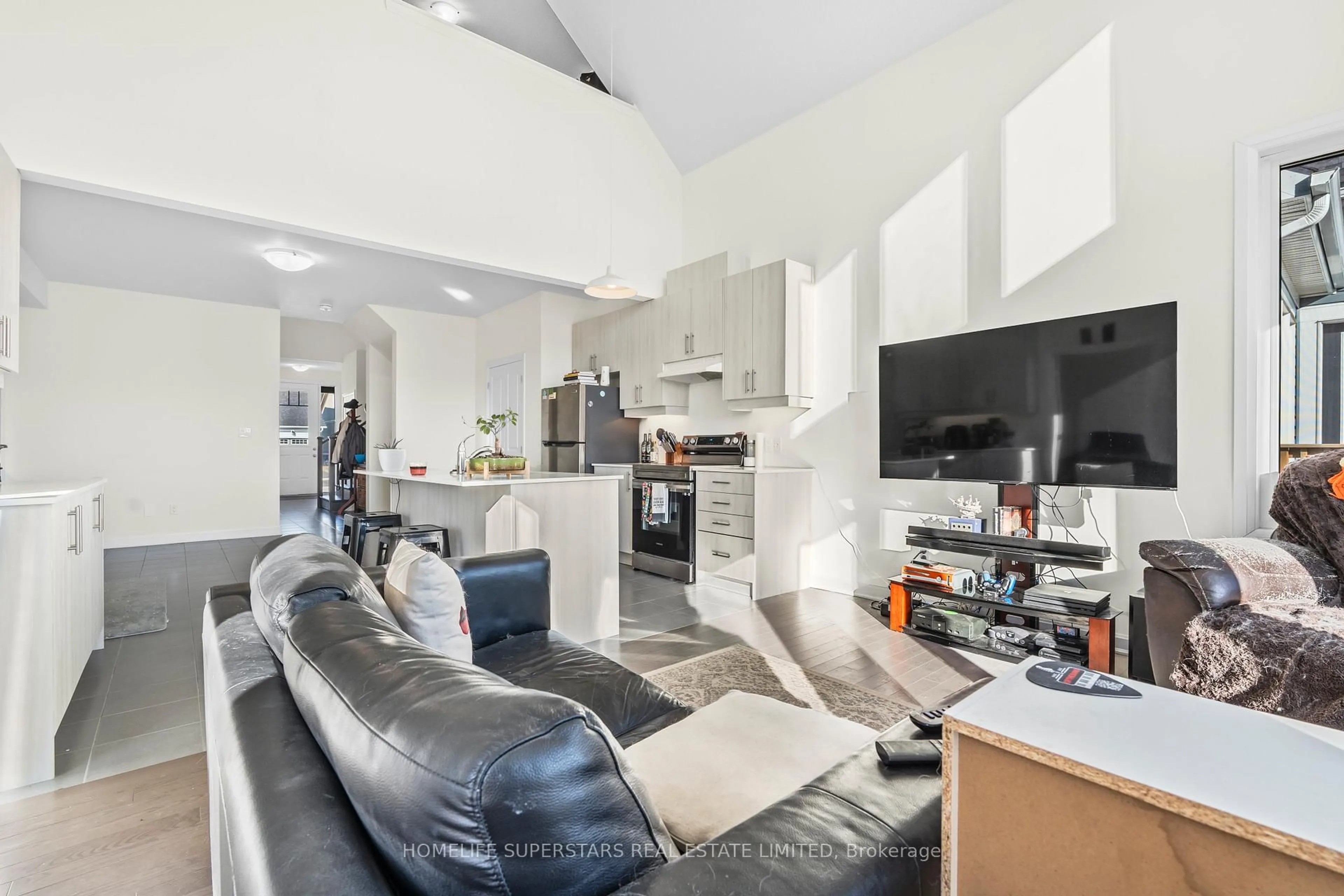 Unknown for 18 Oakmont Dr, Bath Ontario K0H 1G0