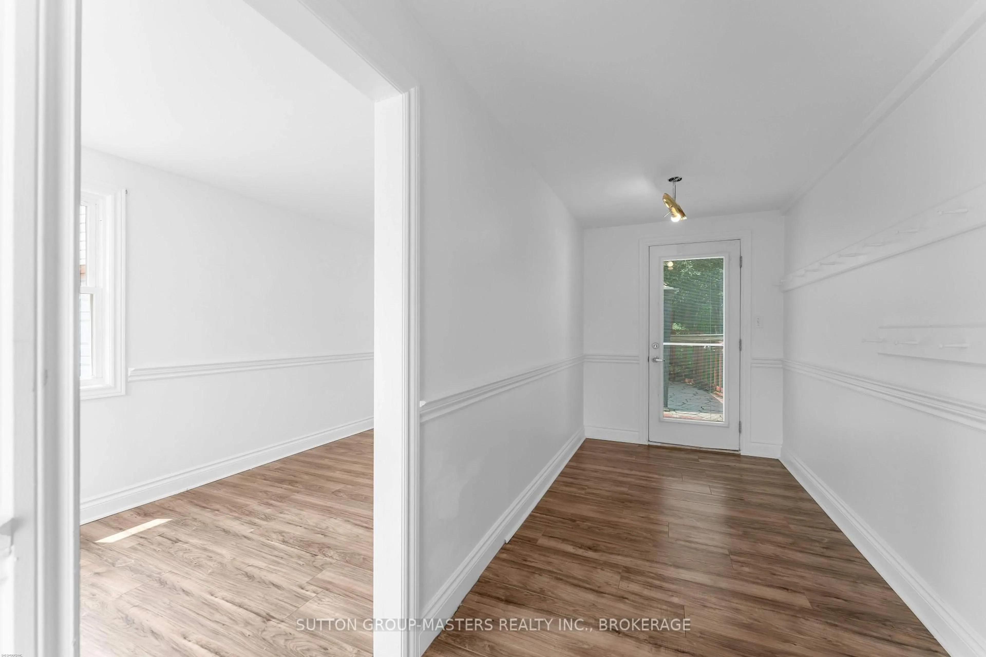 A pic of a room for 1062 Montreal St, Kingston Ontario K7K 3K4