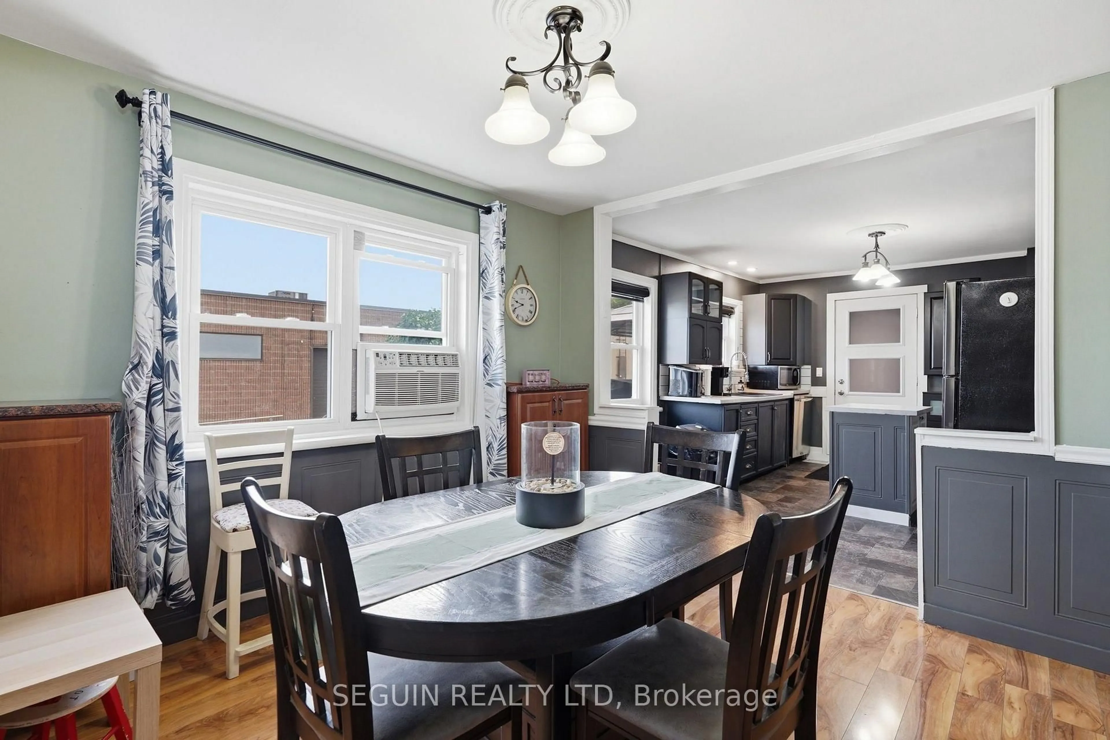 Dining room, unknown for 255 Hampden St, Hawkesbury Ontario K6A 1Y4