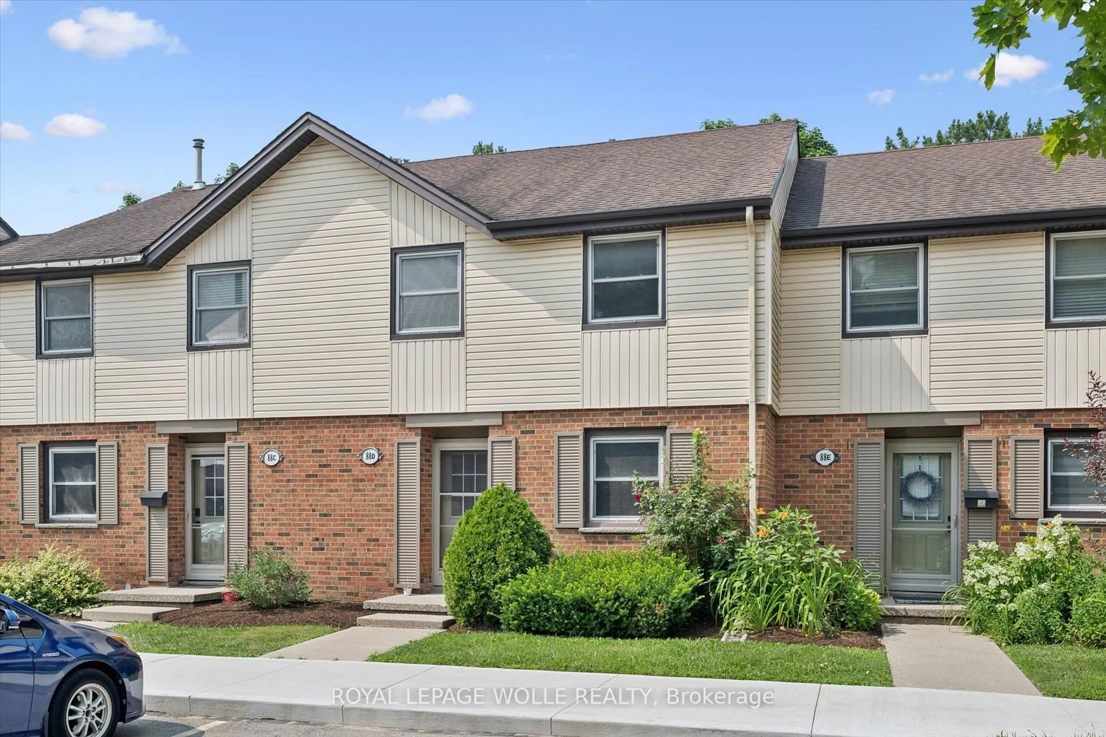 Unknown for 88D McDougall Rd #25, Waterloo Ontario N2L 5C5