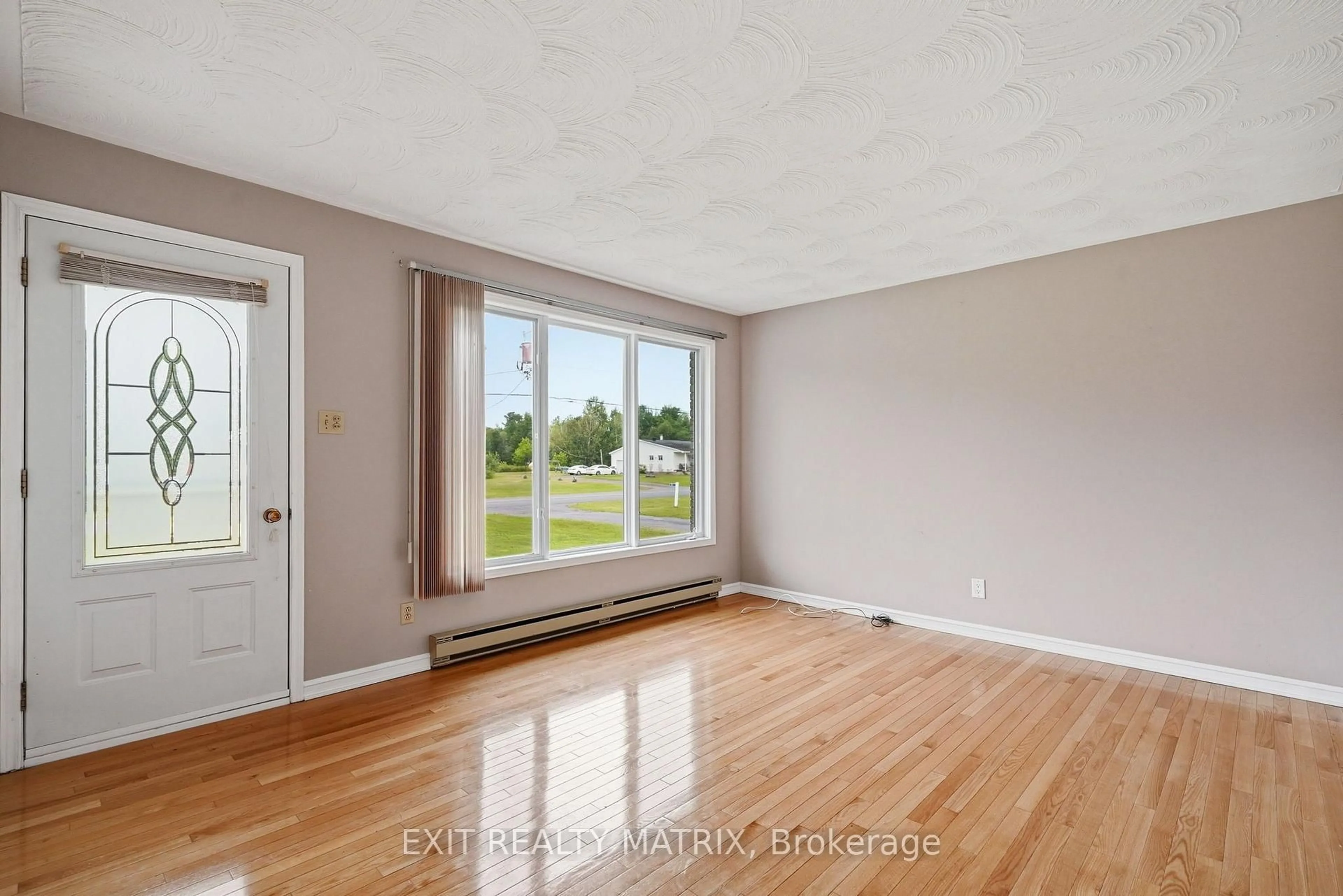 A pic of a room for 563 Lajeunesse Rd, Alfred and Plantagenet Ontario K0B 1A0