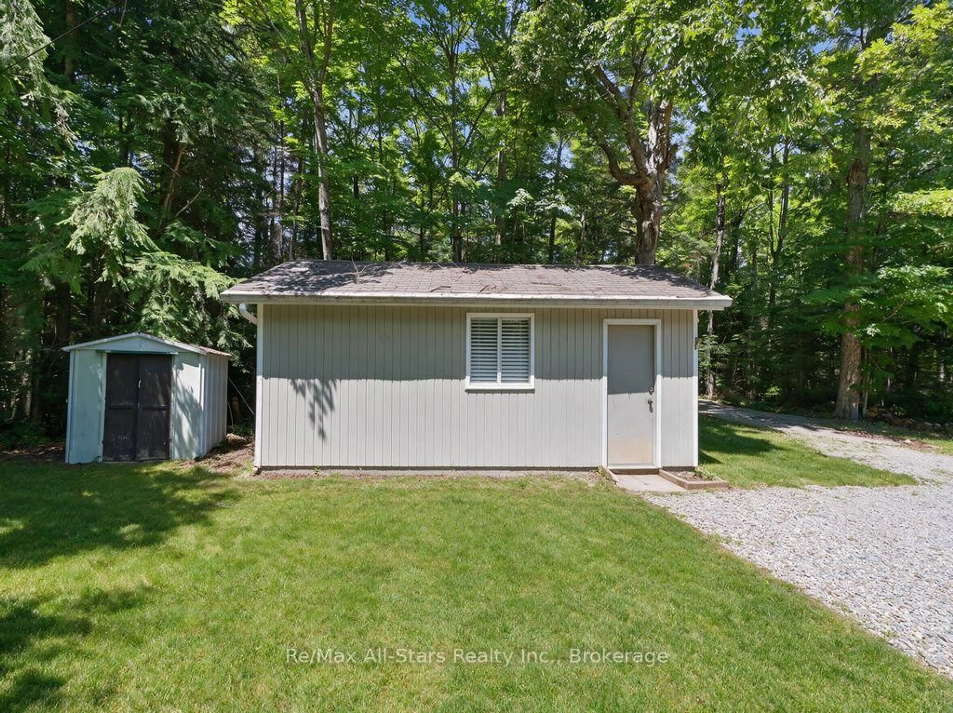 Shed for 6 Kennedy Crt, Trent Lakes Ontario K0M 1A0