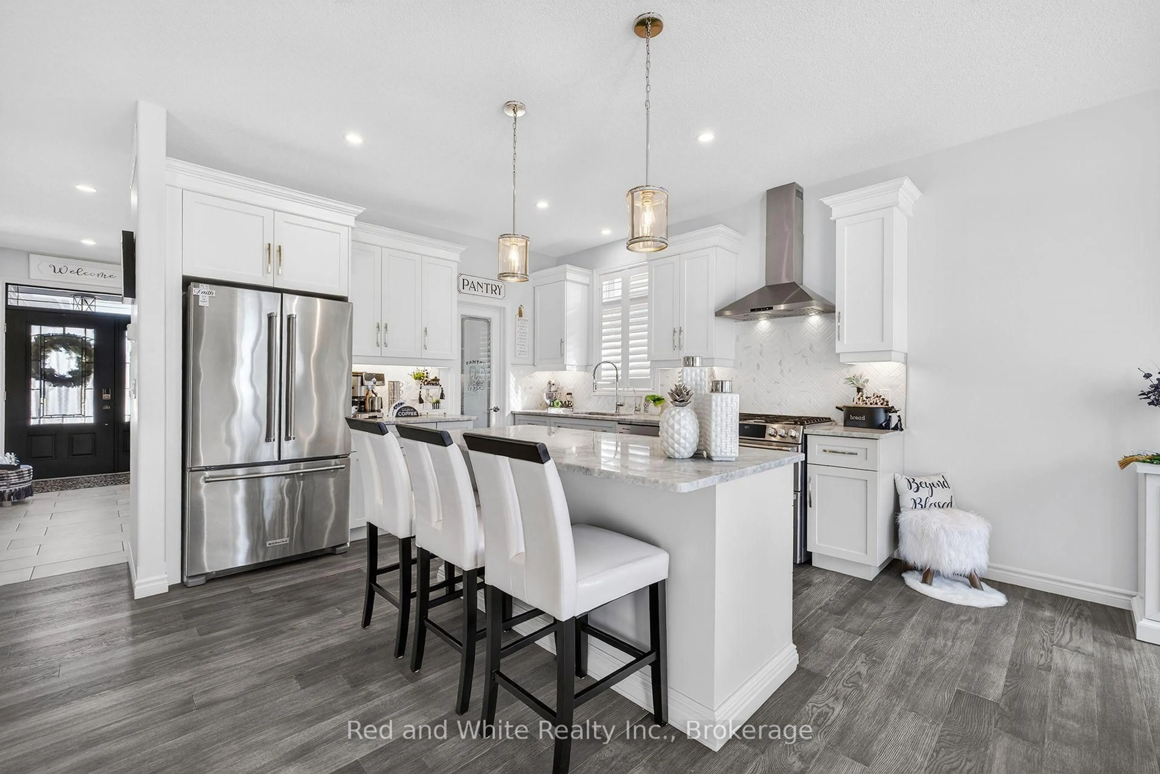 Open concept kitchen, unknown for 35 Lock St, East Zorra-Tavistock Ontario N0J 1M0