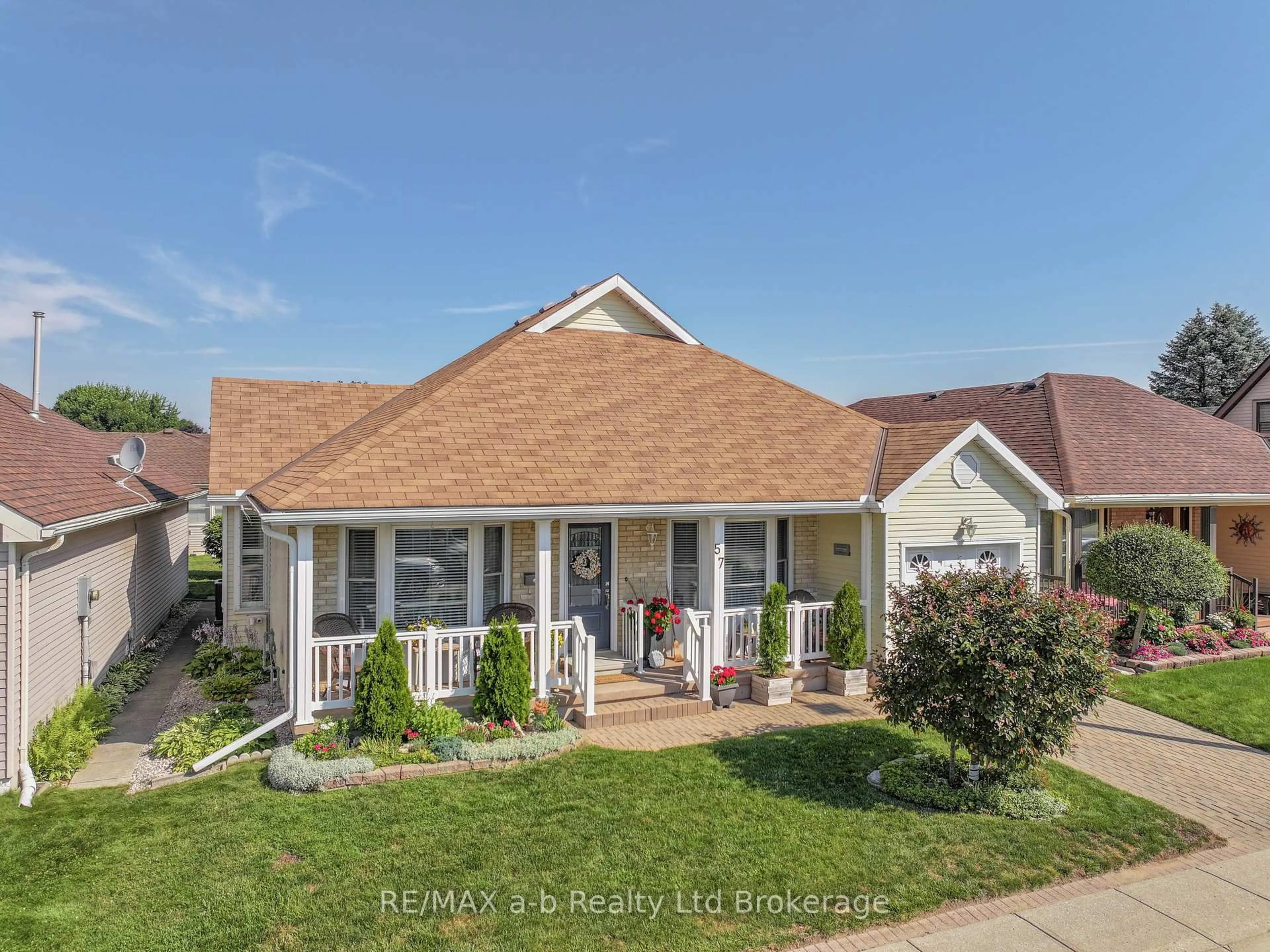 Home with vinyl exterior material, street for 57 Edwin Cres, Tillsonburg Ontario N4G 5H6