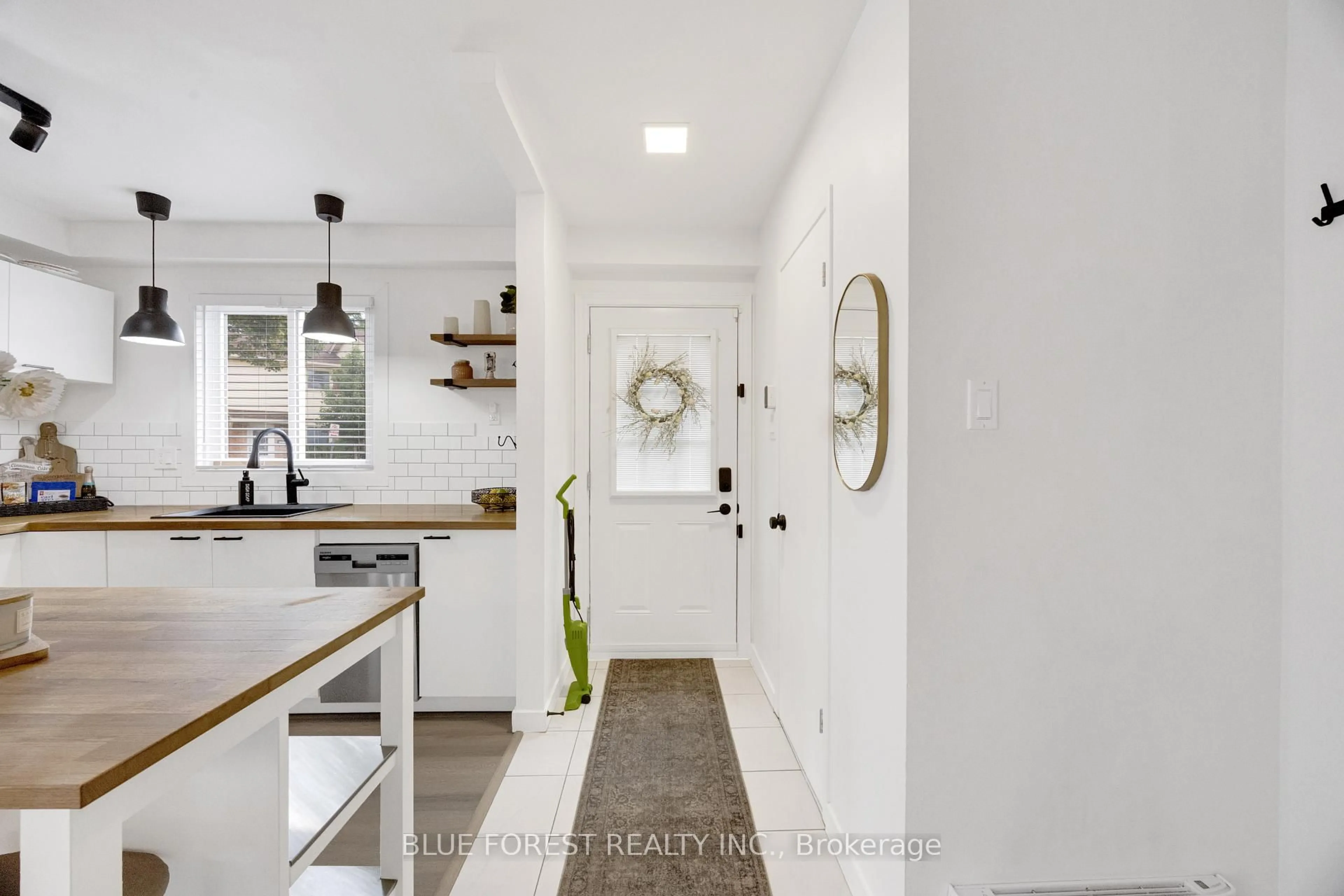 Open concept kitchen, ceramic/tile floor for 230 Clarke Rd #92, London East Ontario N5W 5P5
