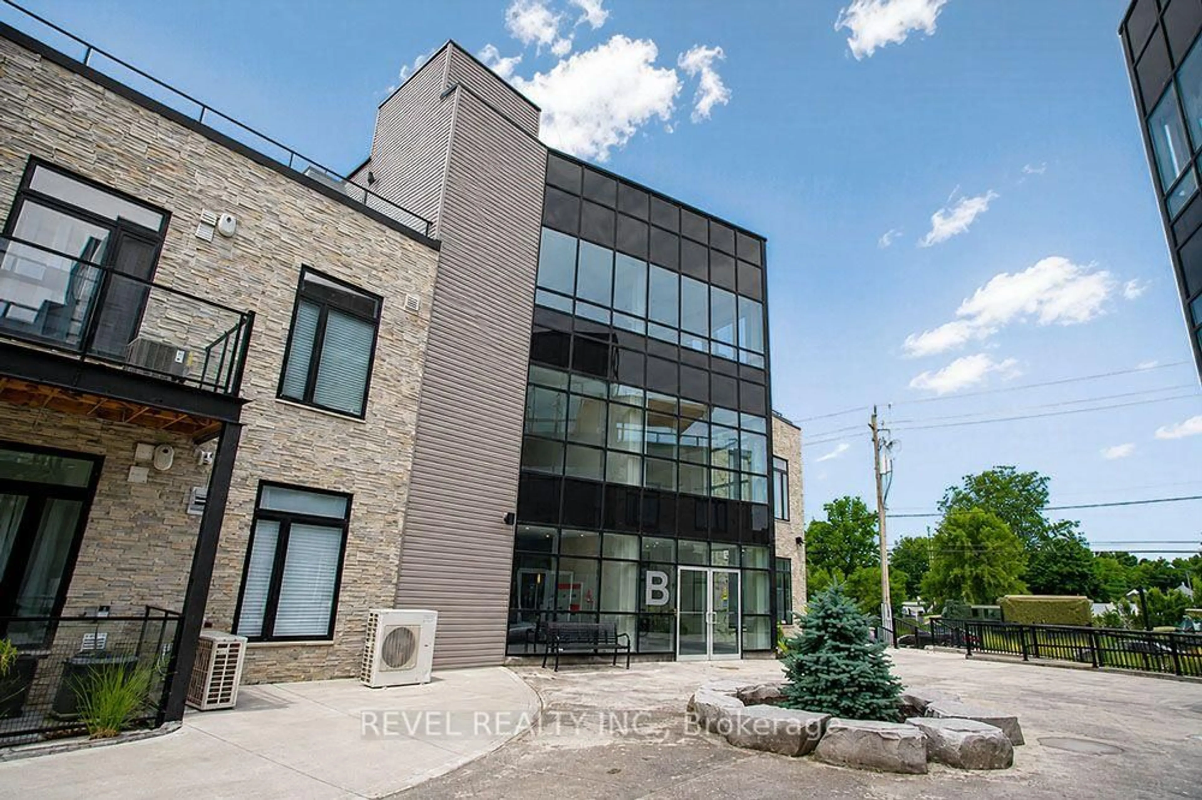 Unknown for 85B Morrell St #117, Brantford Ontario N3T 4J6