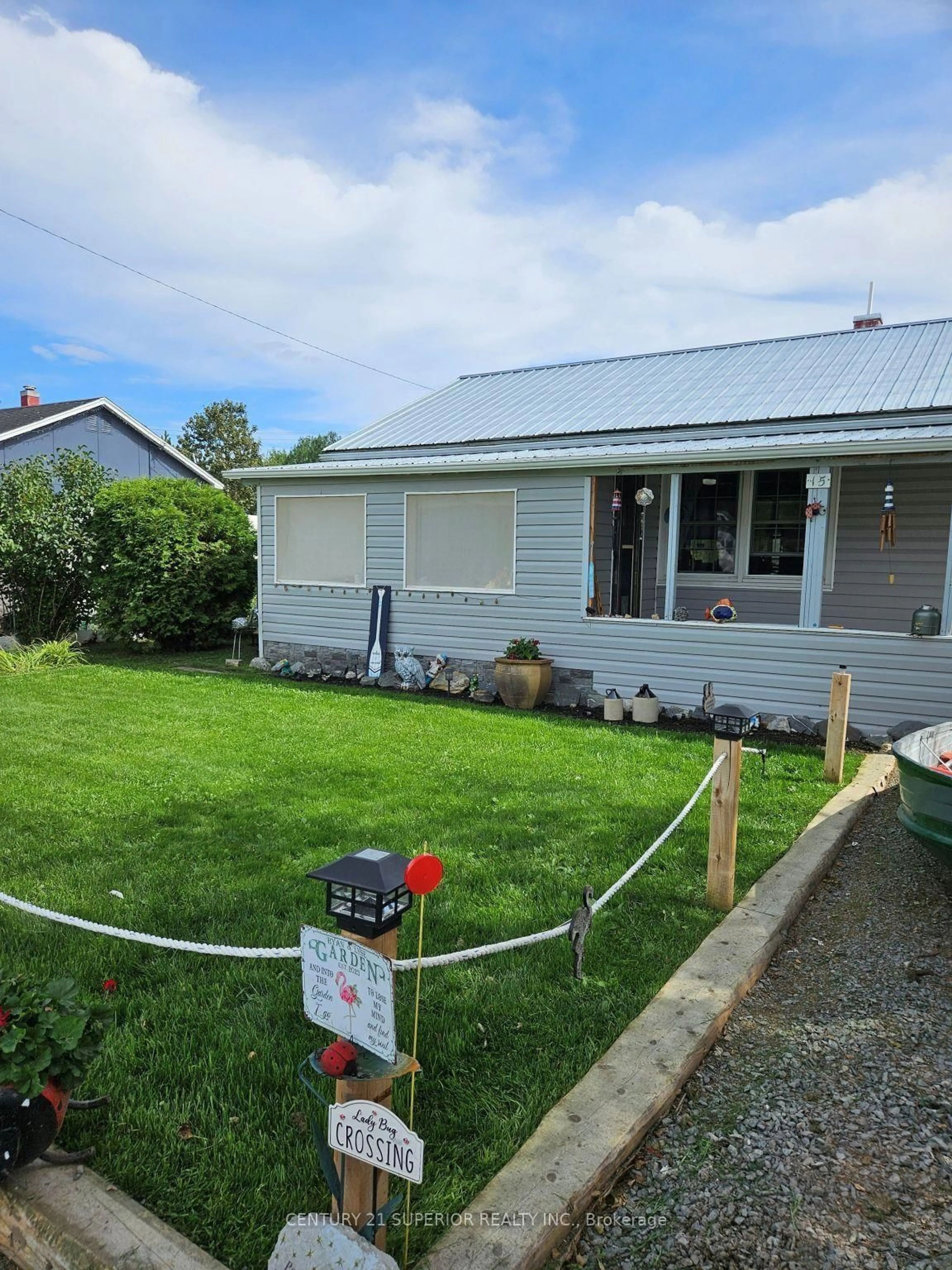 A pic from outside/outdoor area/front of a property/back of a property/a pic from drone, street for 15 Heron Drive, Manitouwadge Ontario P0T 2C0