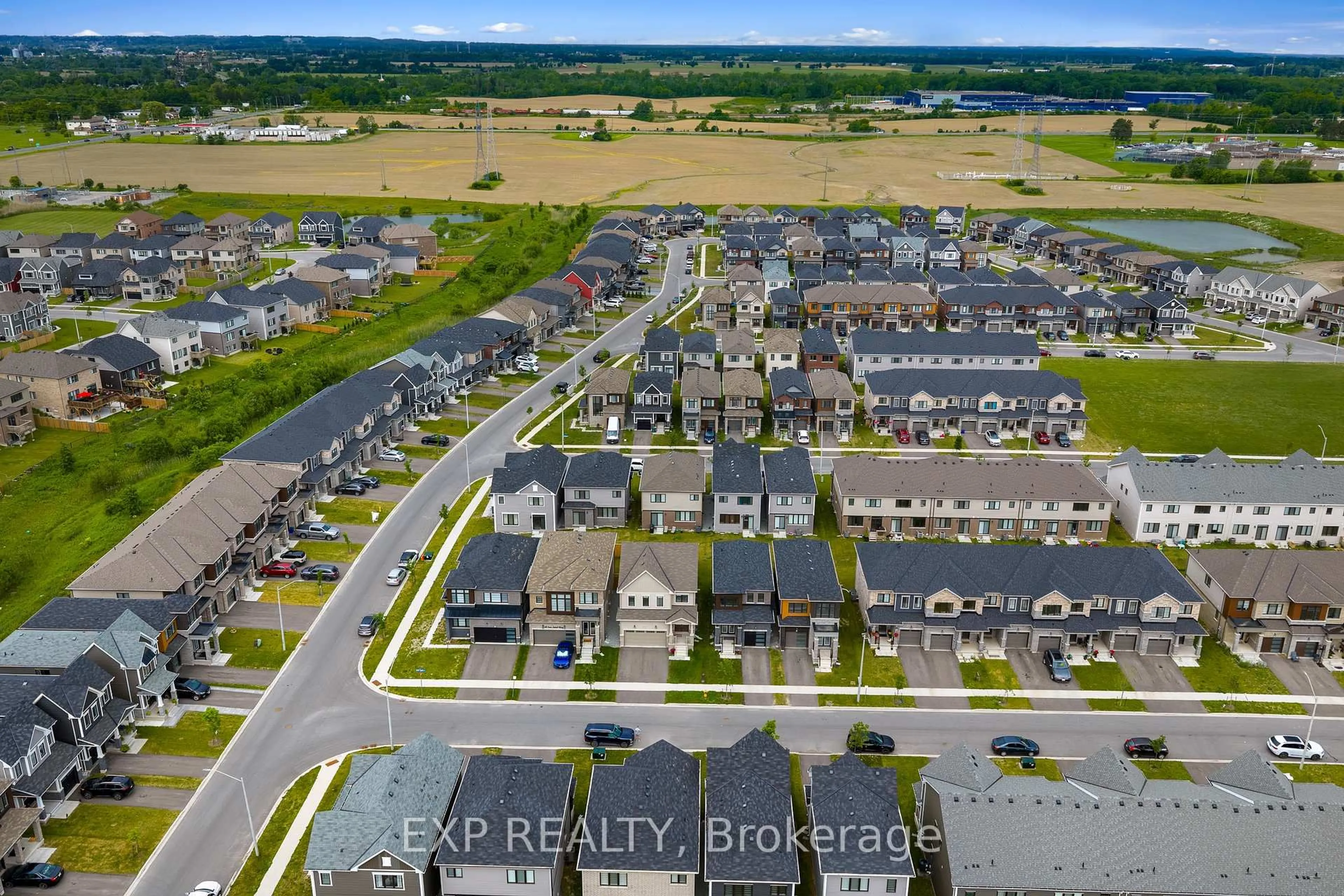 A pic from outside/outdoor area/front of a property/back of a property/a pic from drone, street for 65 Ever Sweet Way, Thorold Ontario L2V 0K8