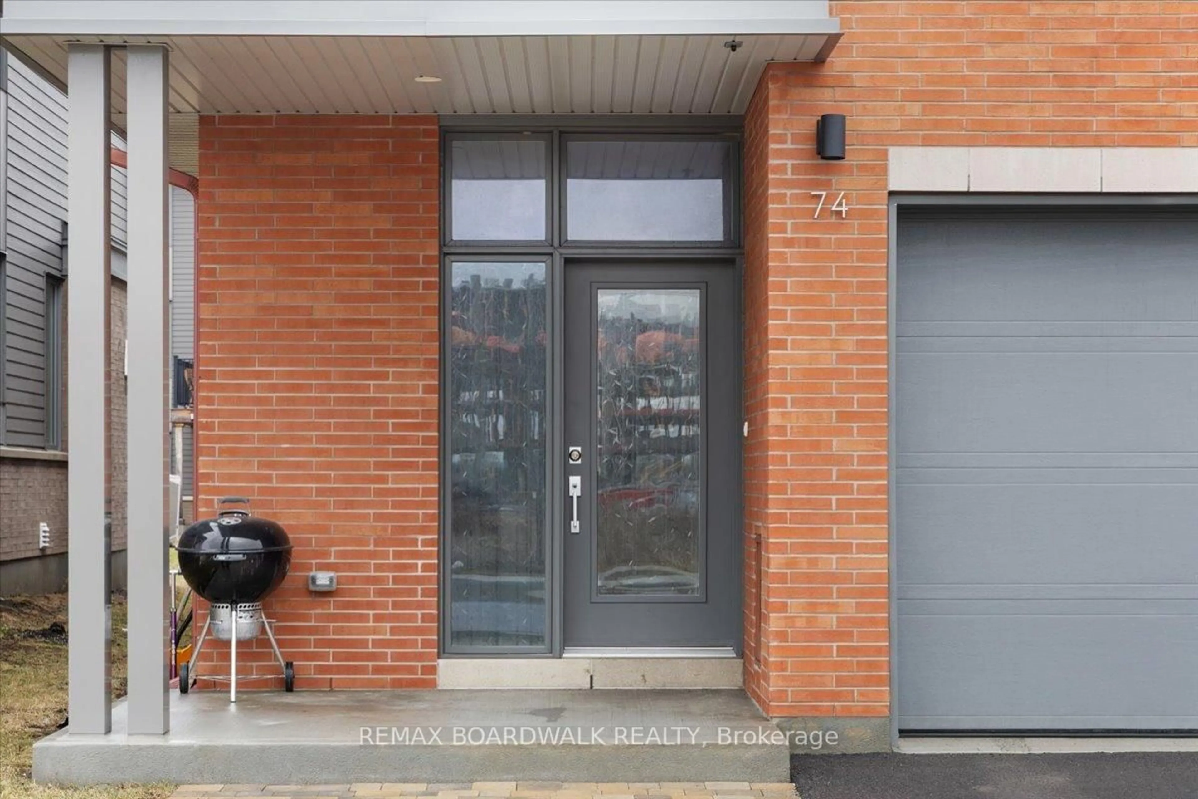 Unknown for 74 Michael Stoqua St, Ottawa Ontario K1K 5A2