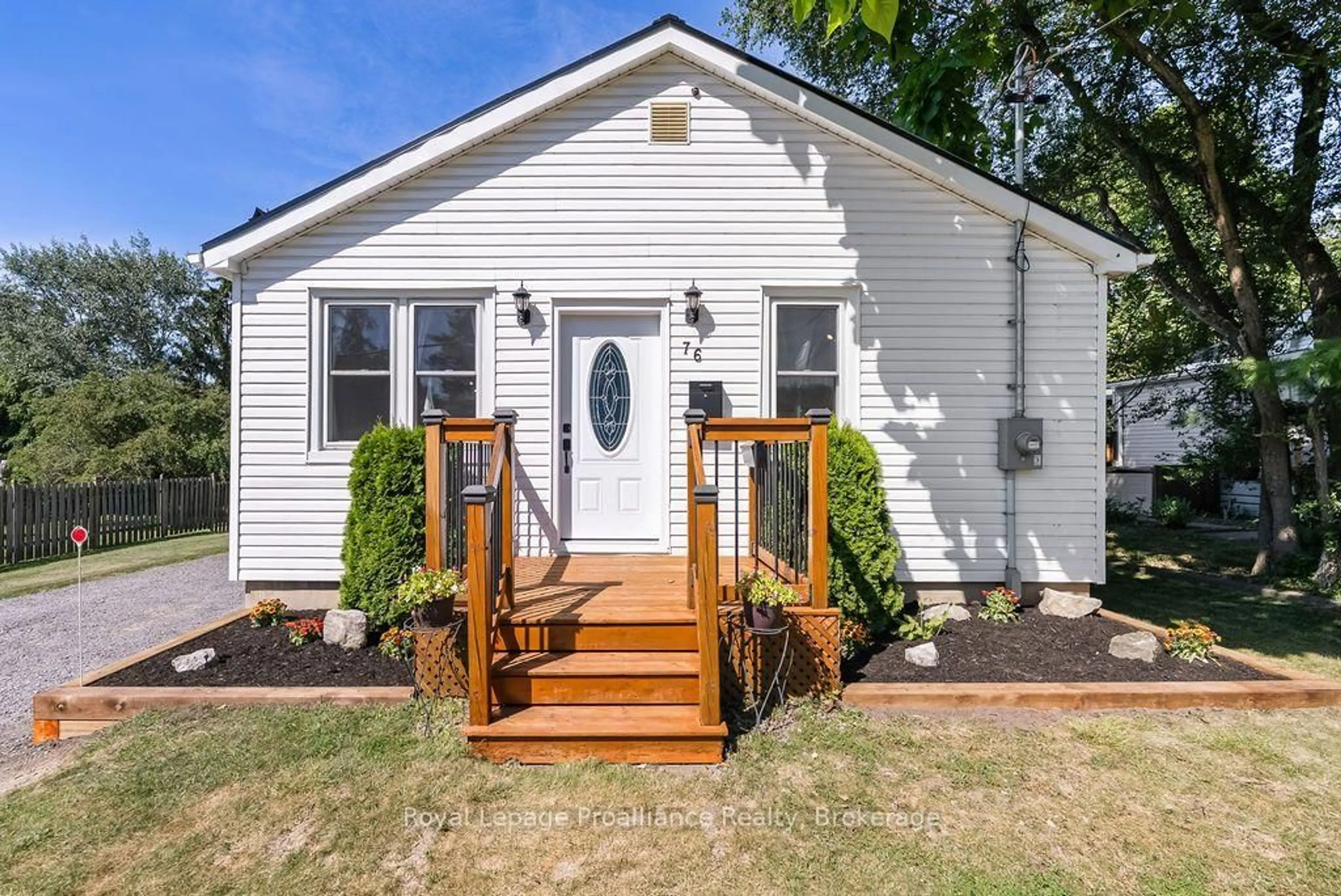 Home with vinyl exterior material, street for 76 Wright Ave, Belleville Ontario K8P 4E6