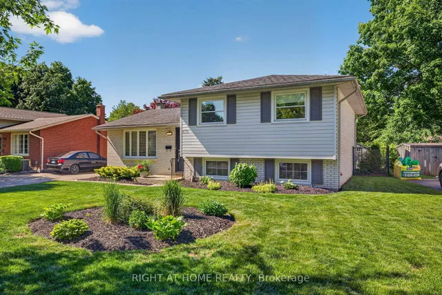 670 Glengyle Cres, London North 3