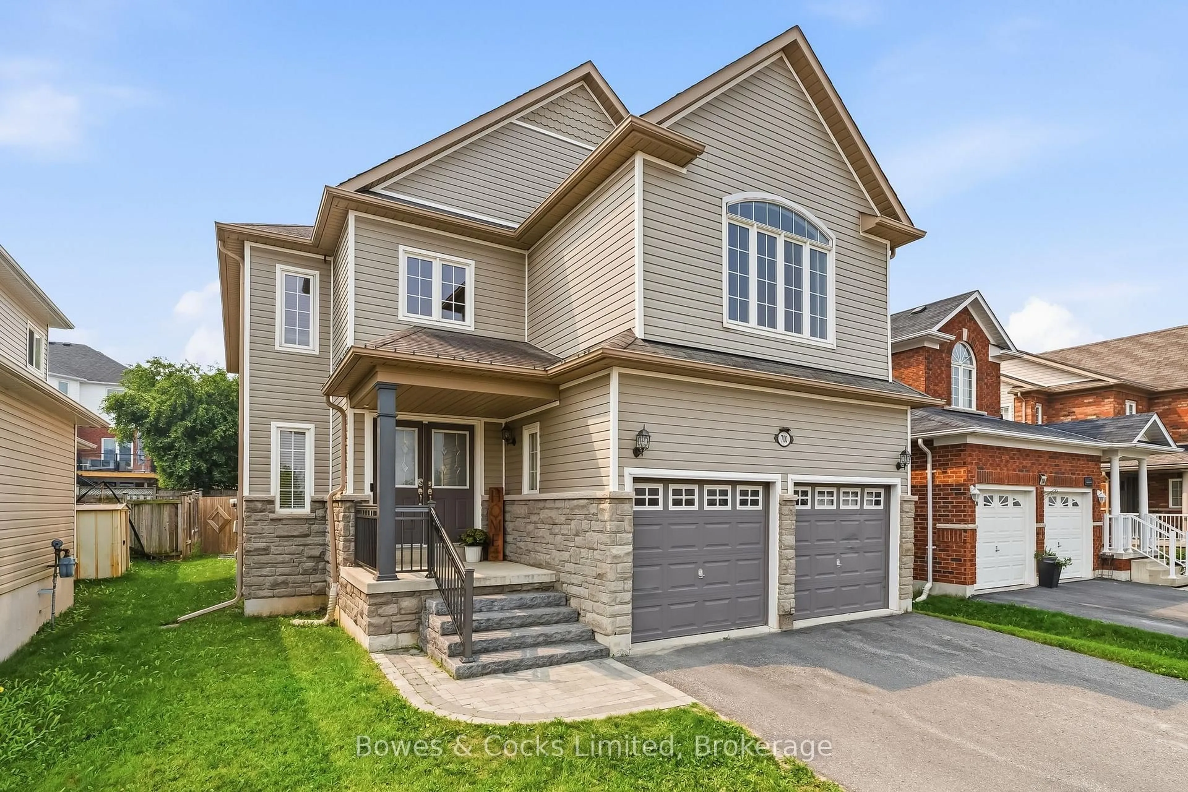 Home with brick exterior material, street for 700 Tully Cres, Peterborough Ontario K9K 0A8