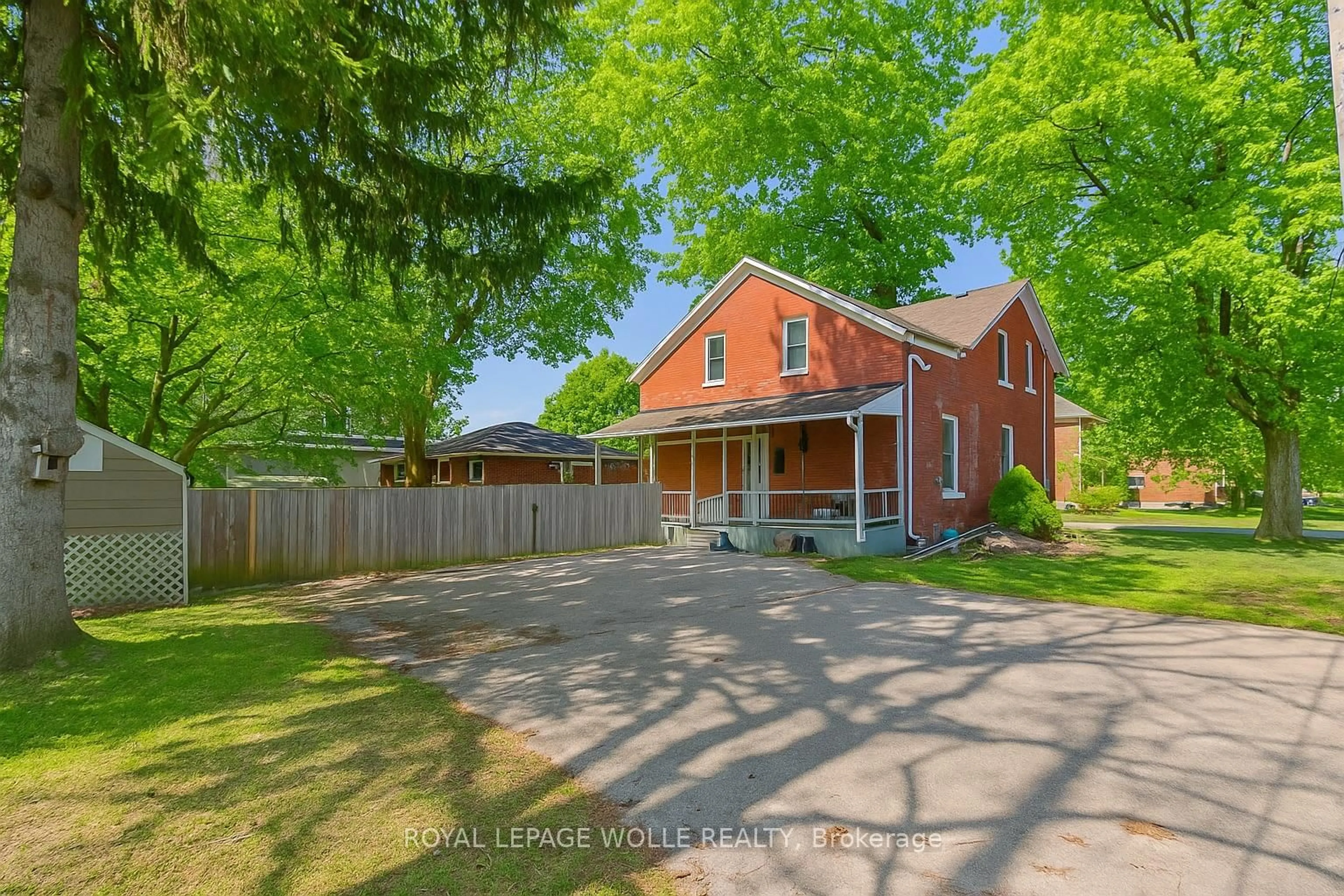 A pic from outside/outdoor area/front of a property/back of a property/a pic from drone, street for 137 Wellington St, West Perth Ontario N0K 1N0