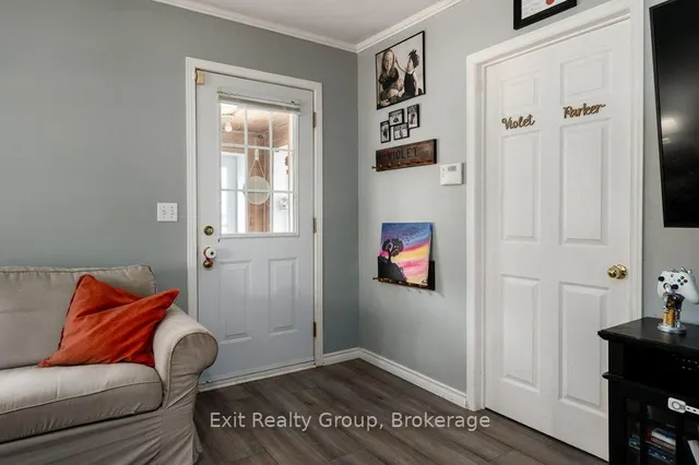 45 McClellan St, Tweed 5