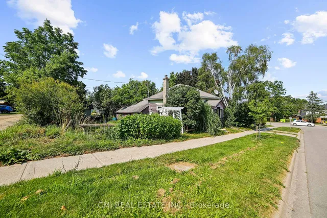 120 Second Ave, Shelburne 3