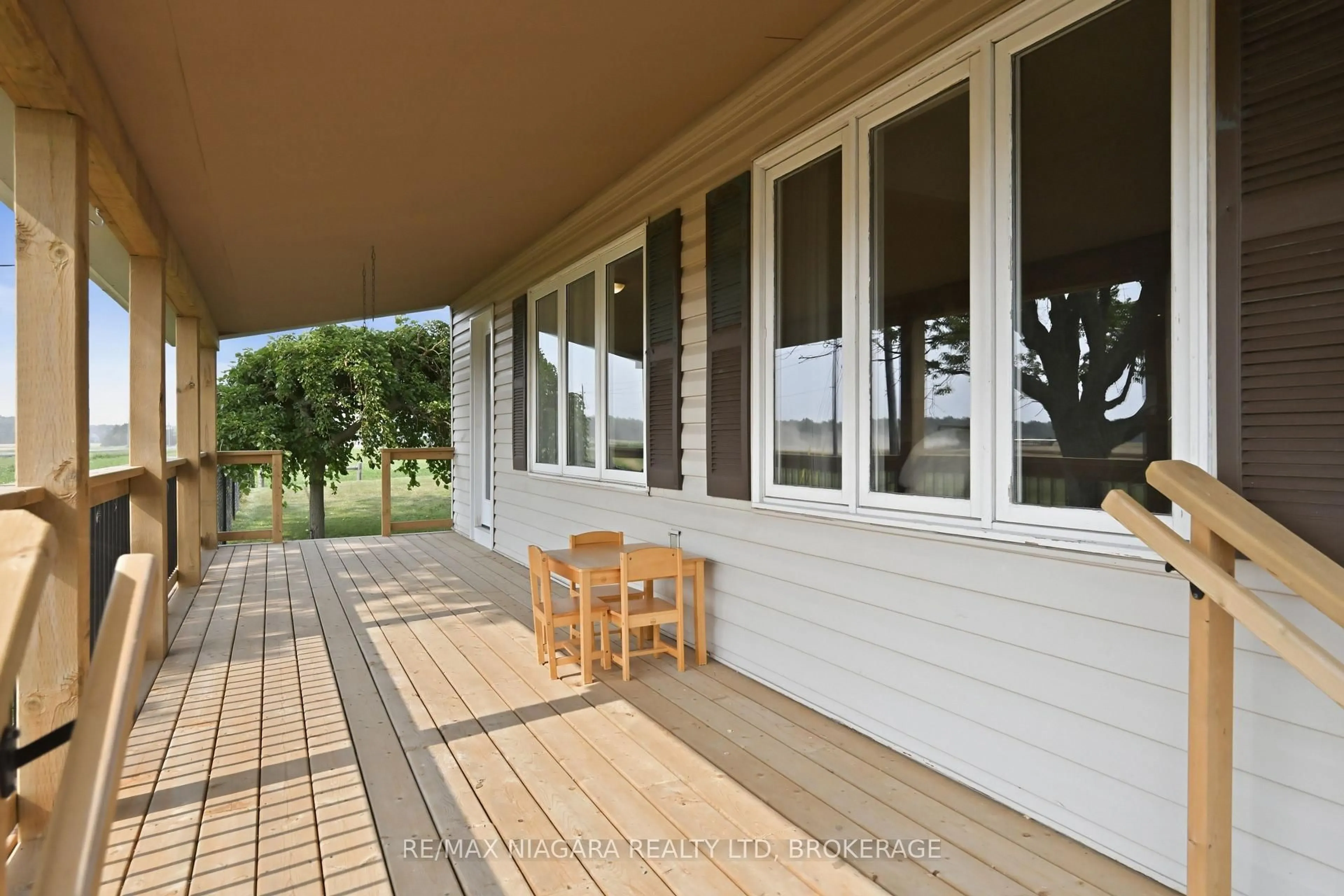Patio, water/lake/river/ocean view for 3353 Miller Rd, Port Colborne Ontario L3K 5V5