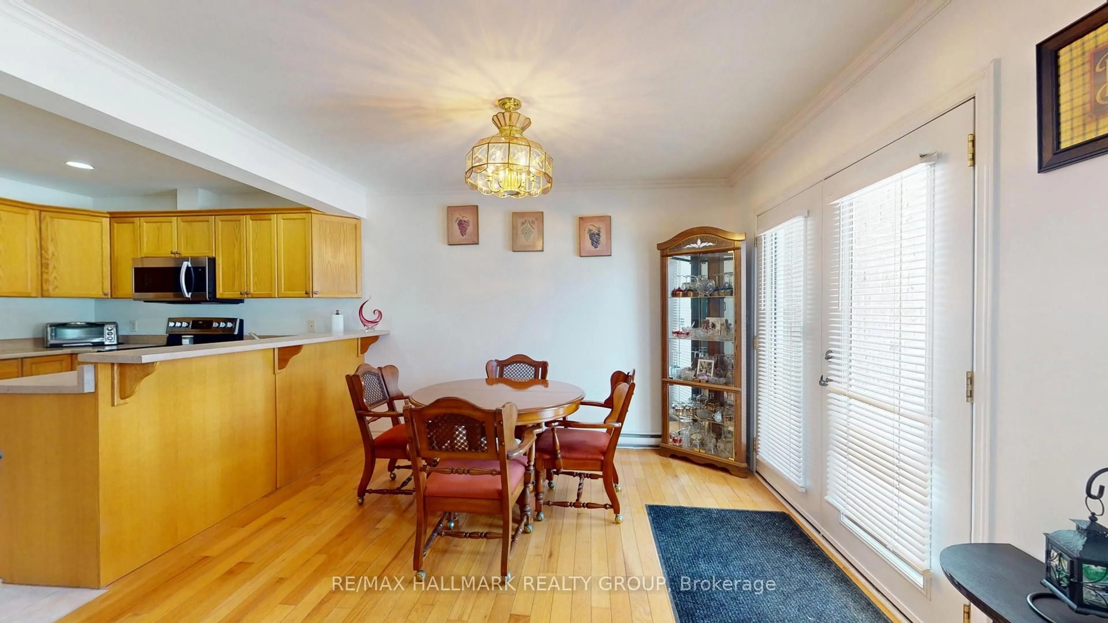 Dining room, unknown for 237 Oak St #1102, Gananoque Ontario K7G 2R5