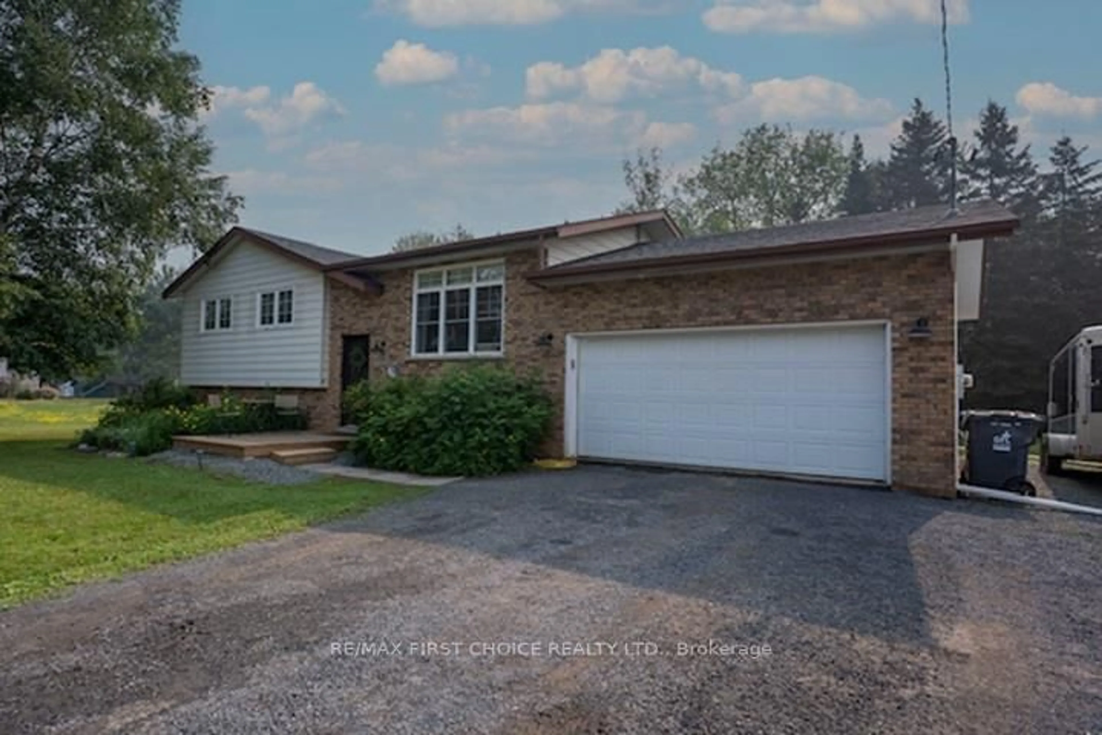 Home with brick exterior material, street for 2060 Glenoah Ave, Thunder Bay Ontario P7K 1J1