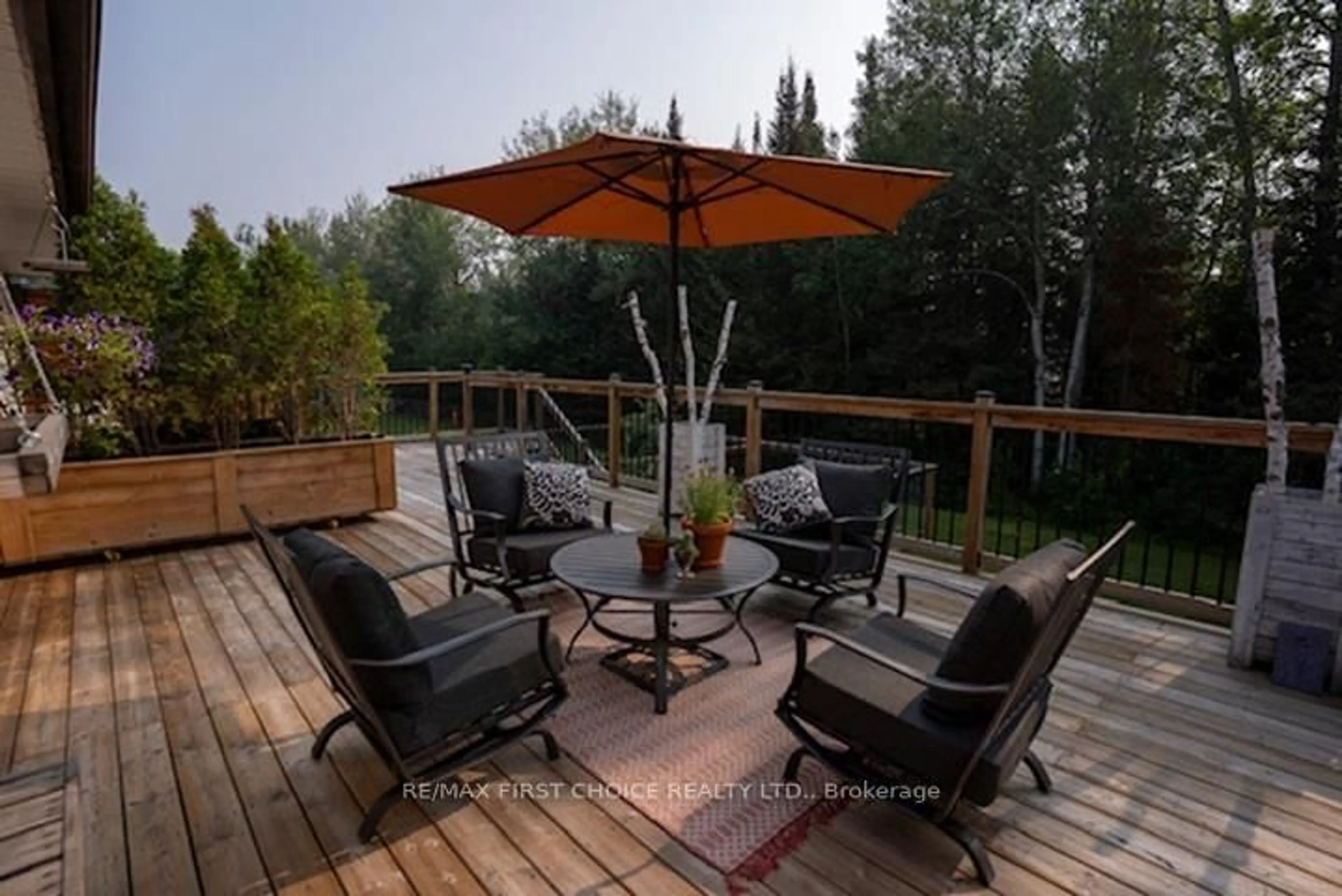 Patio, water/lake/river/ocean view for 2060 Glenoah Ave, Thunder Bay Ontario P7K 1J1
