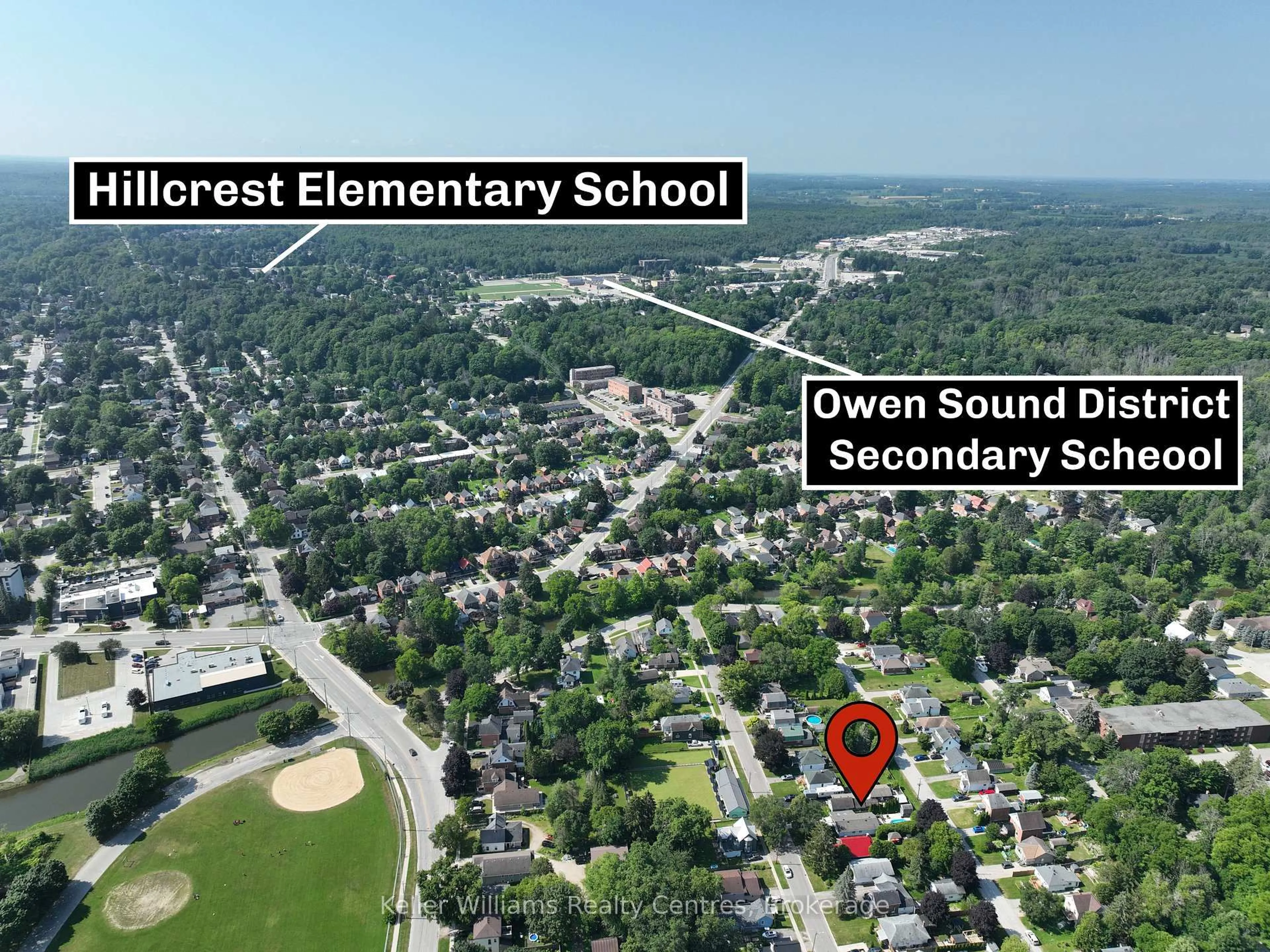 A pic from outside/outdoor area/front of a property/back of a property/a pic from drone, street for 1568 5th Ave, Owen Sound Ontario N4K 5B5
