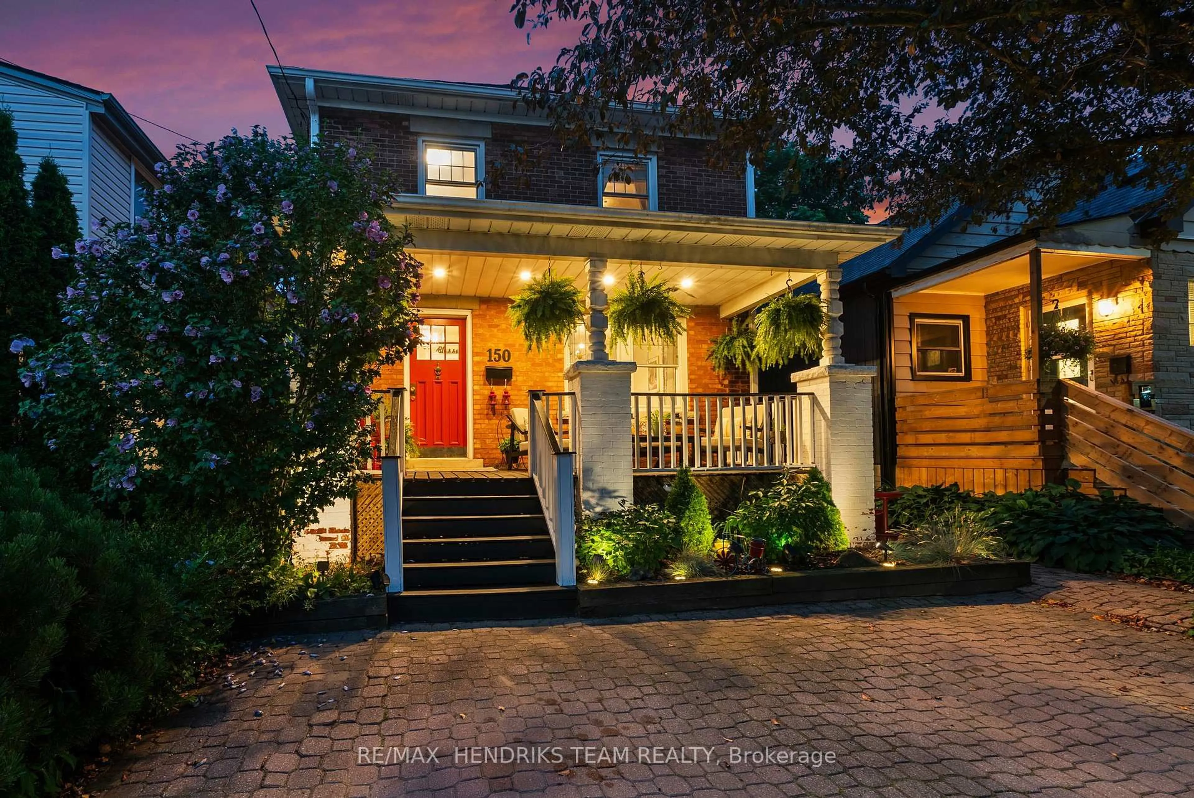 Home with brick exterior material, street for 150 York St, St. Catharines Ontario L2R 6E7