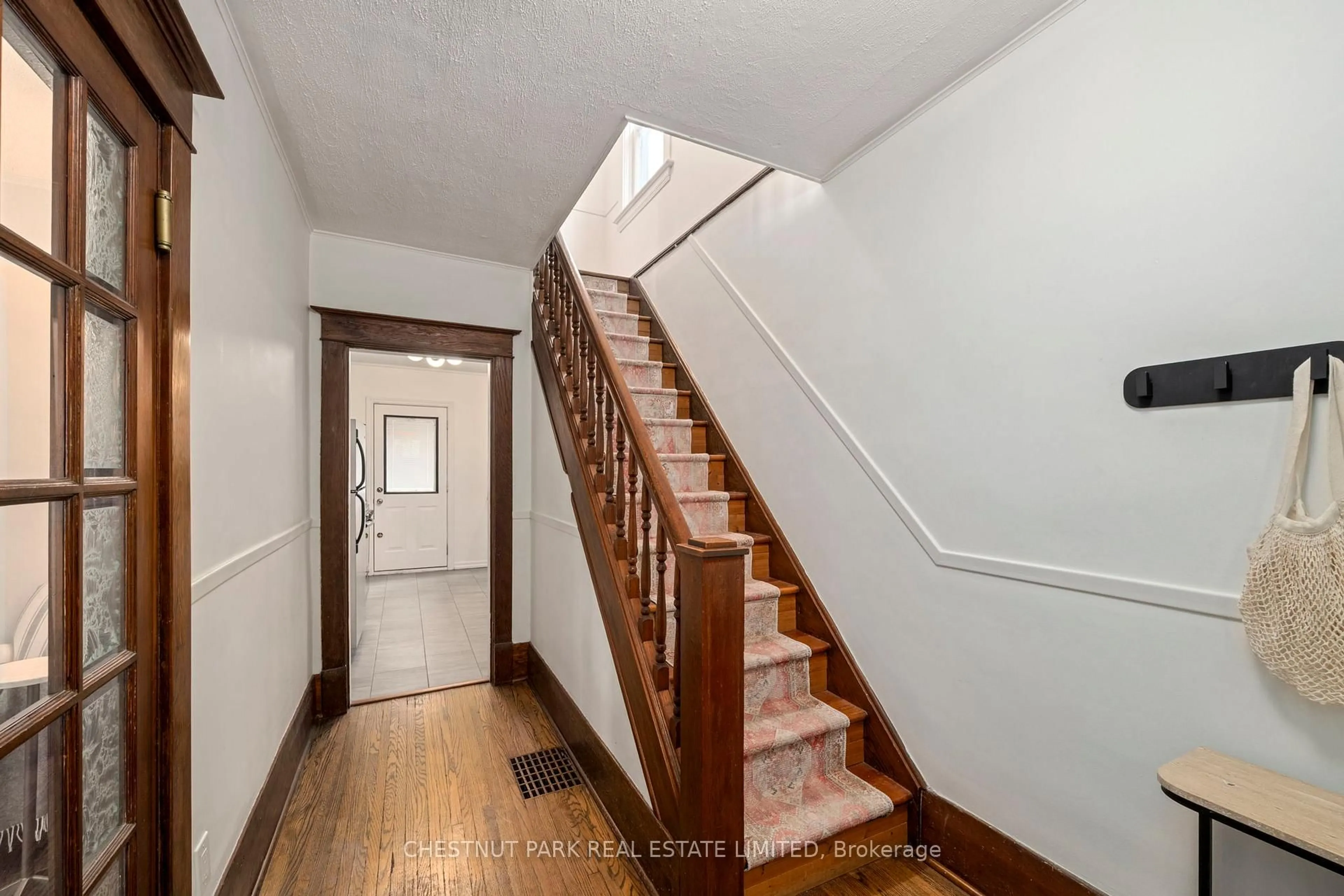 Unknown for 94 Briscoe St, London South Ontario N6C 1X2