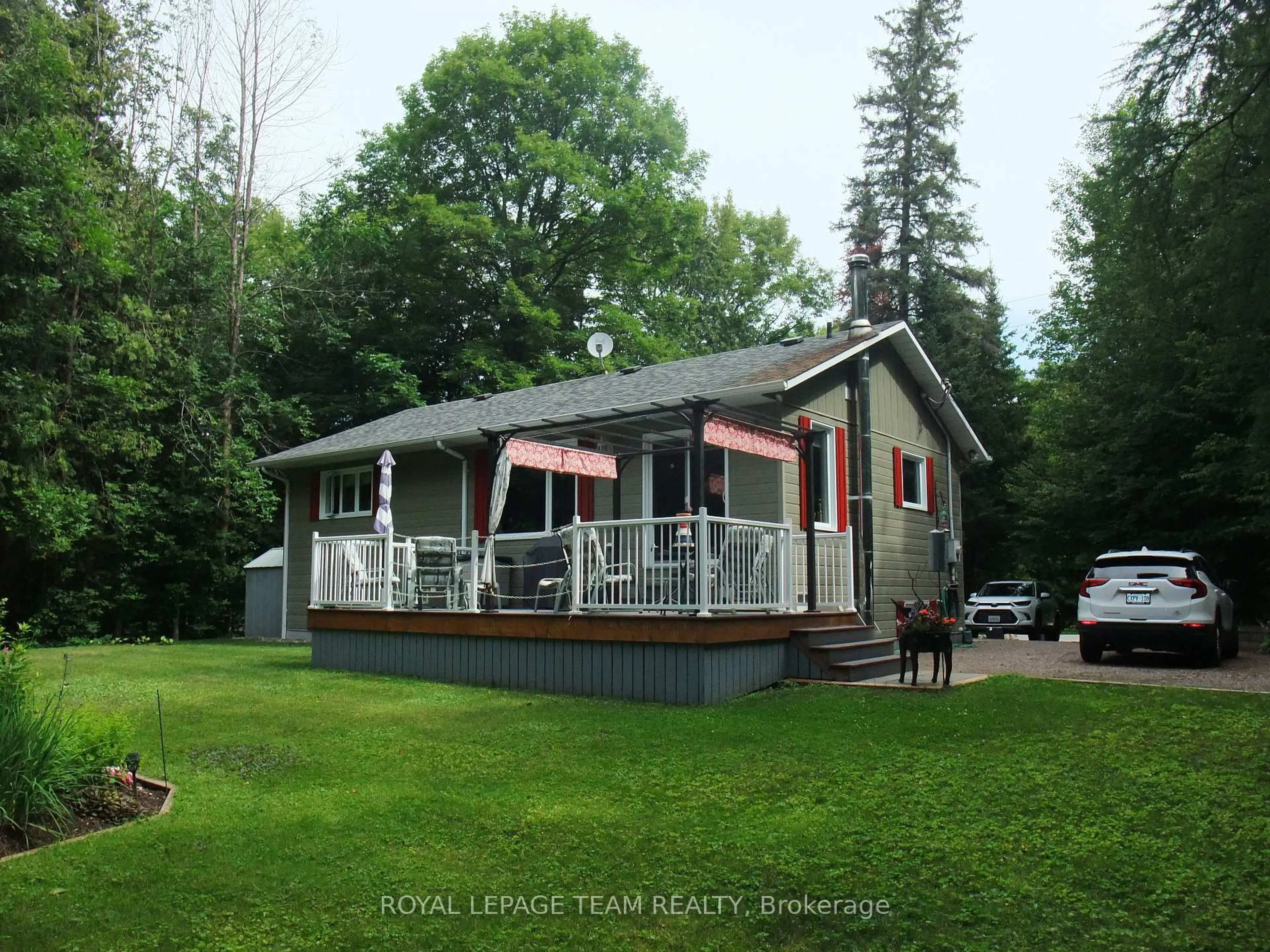 Home with vinyl exterior material, unknown for 1563 Goshen Rd, Renfrew Ontario K7V 3Z5