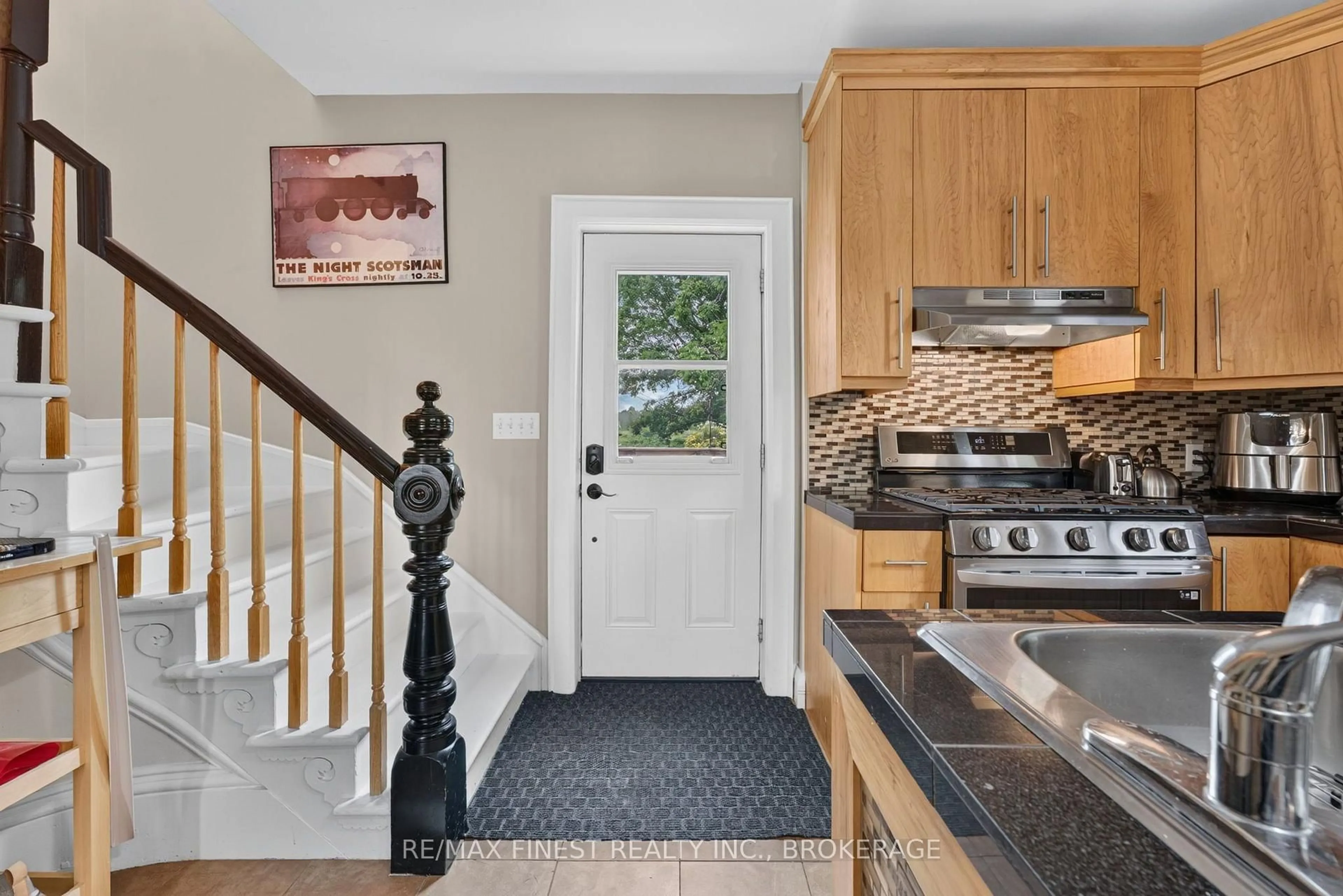 Open concept kitchen, unknown for 52 Main St, Merrickville-Wolford Ontario K0G 1G0
