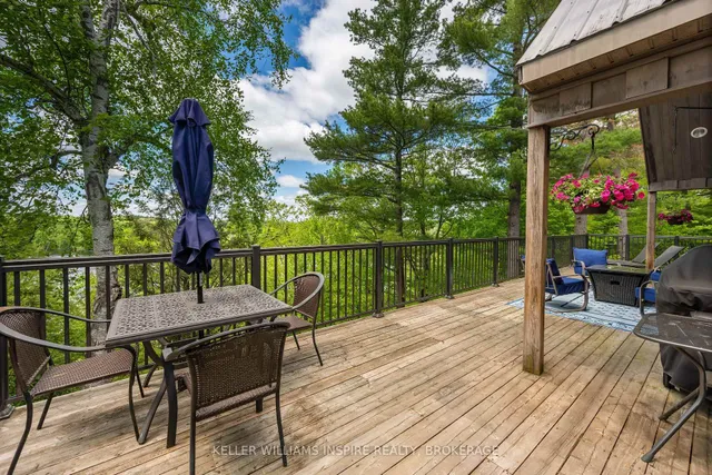 1023 Pepper Lane, Verona 5