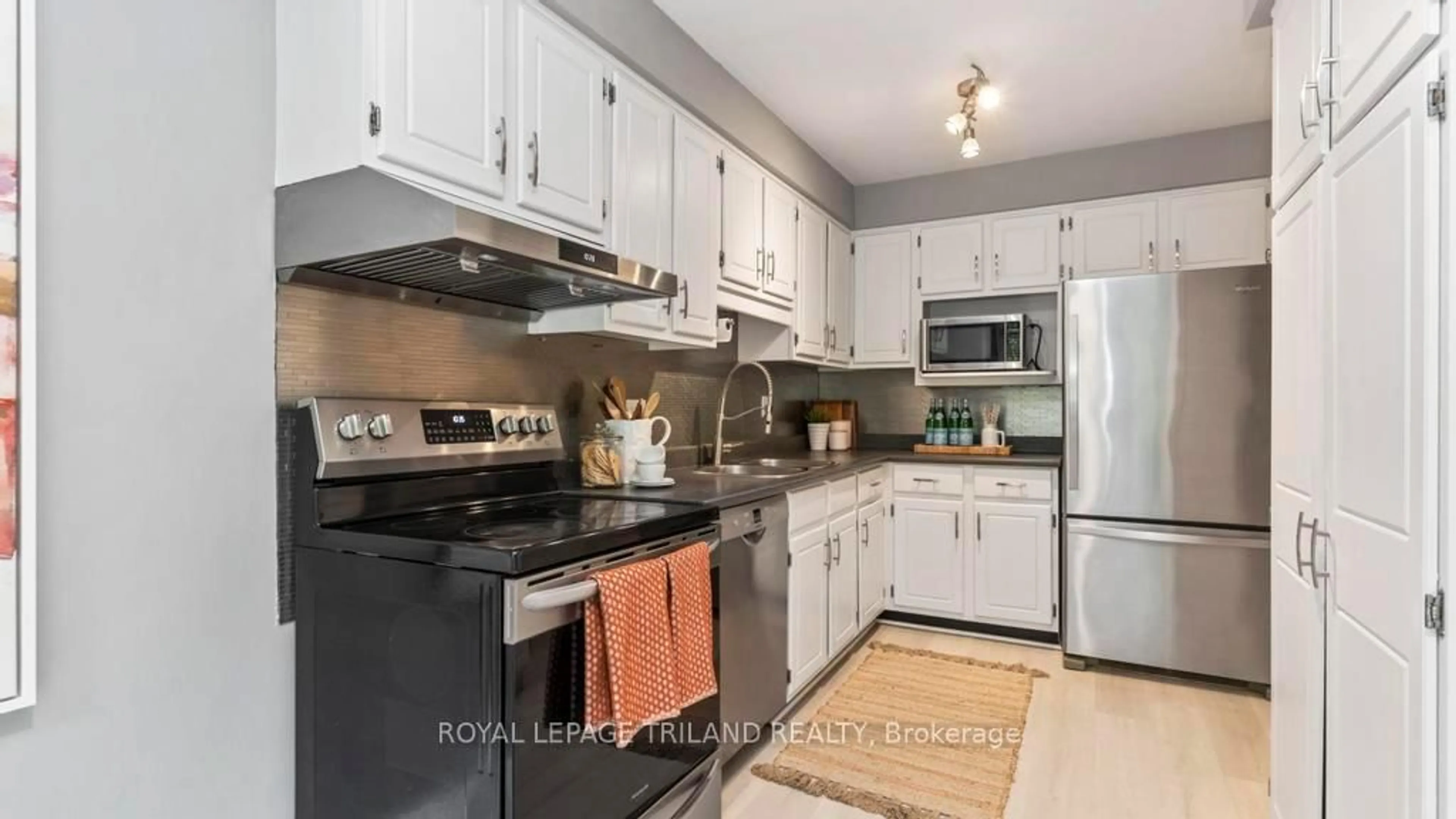 Standard kitchen, unknown for 535 Topping Lane #12, London South Ontario N6J 3M8