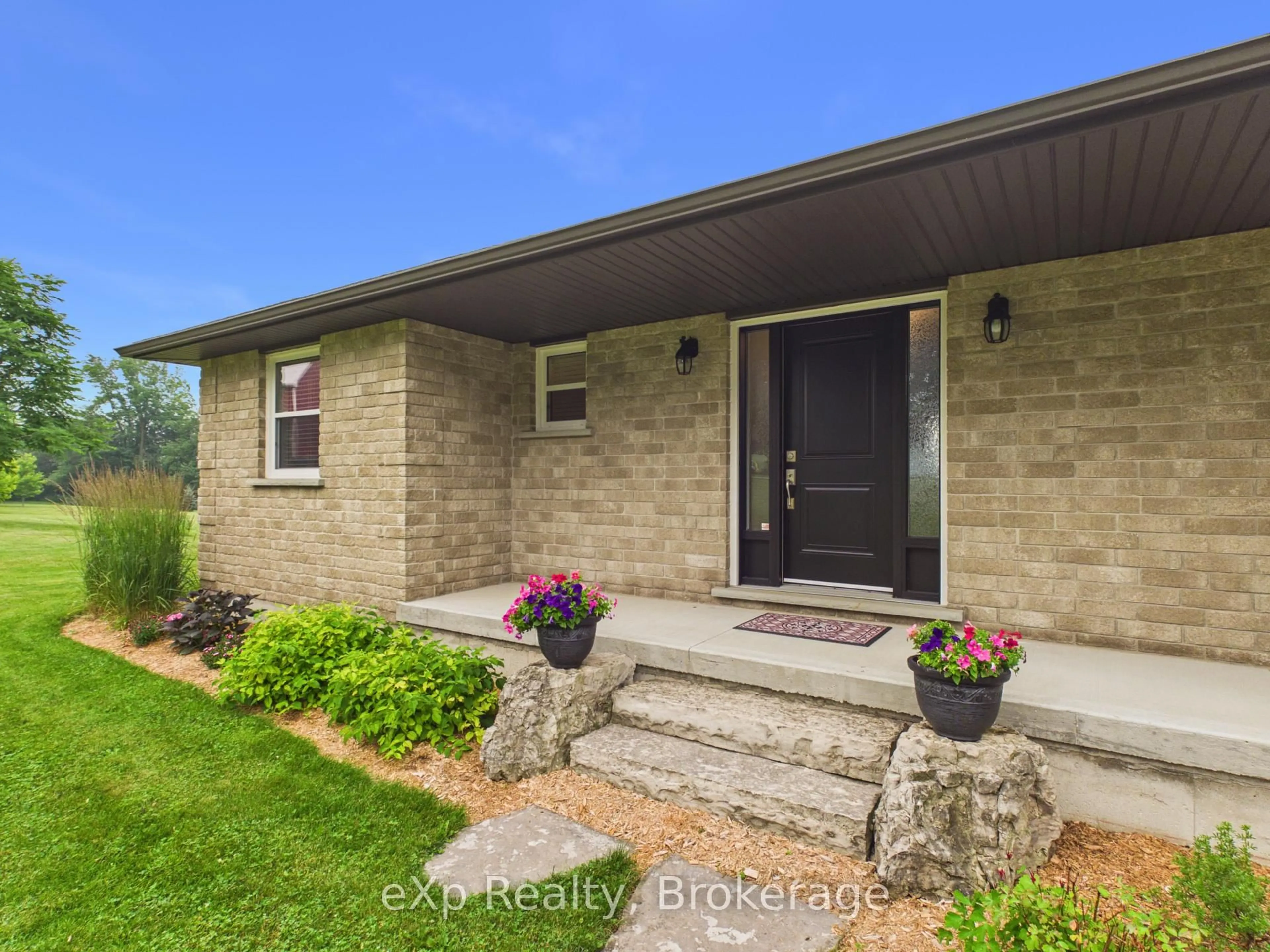 Unknown for 207 Edmund St, West Grey Ontario N0G 1C0
