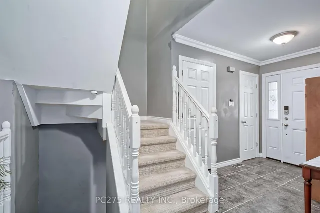 669 Osgoode Dr #15, London South 5