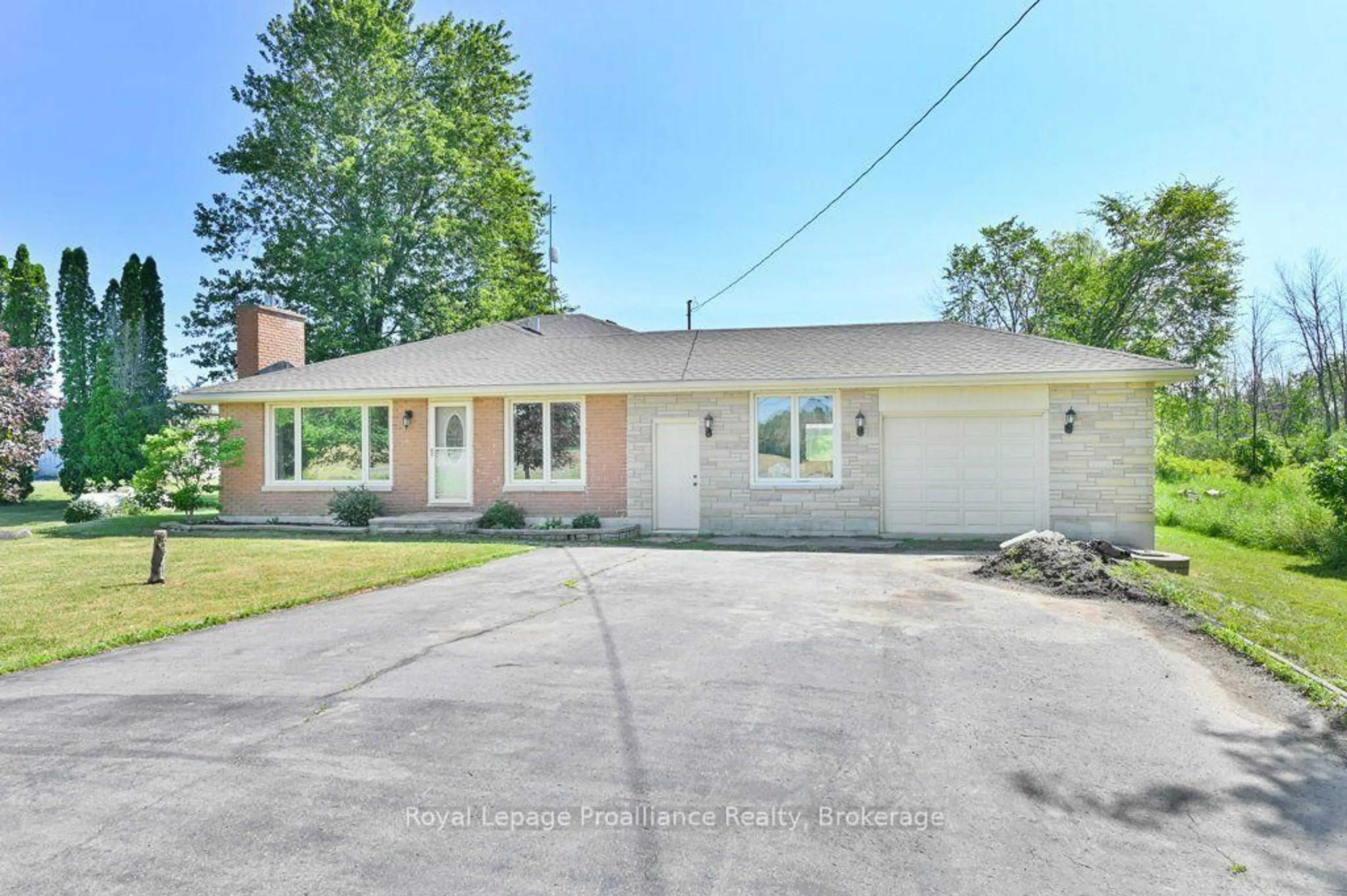 A pic from outside/outdoor area/front of a property/back of a property/a pic from drone, street for 620 Shannonville Rd, Shannonville Ontario K0K 3A0