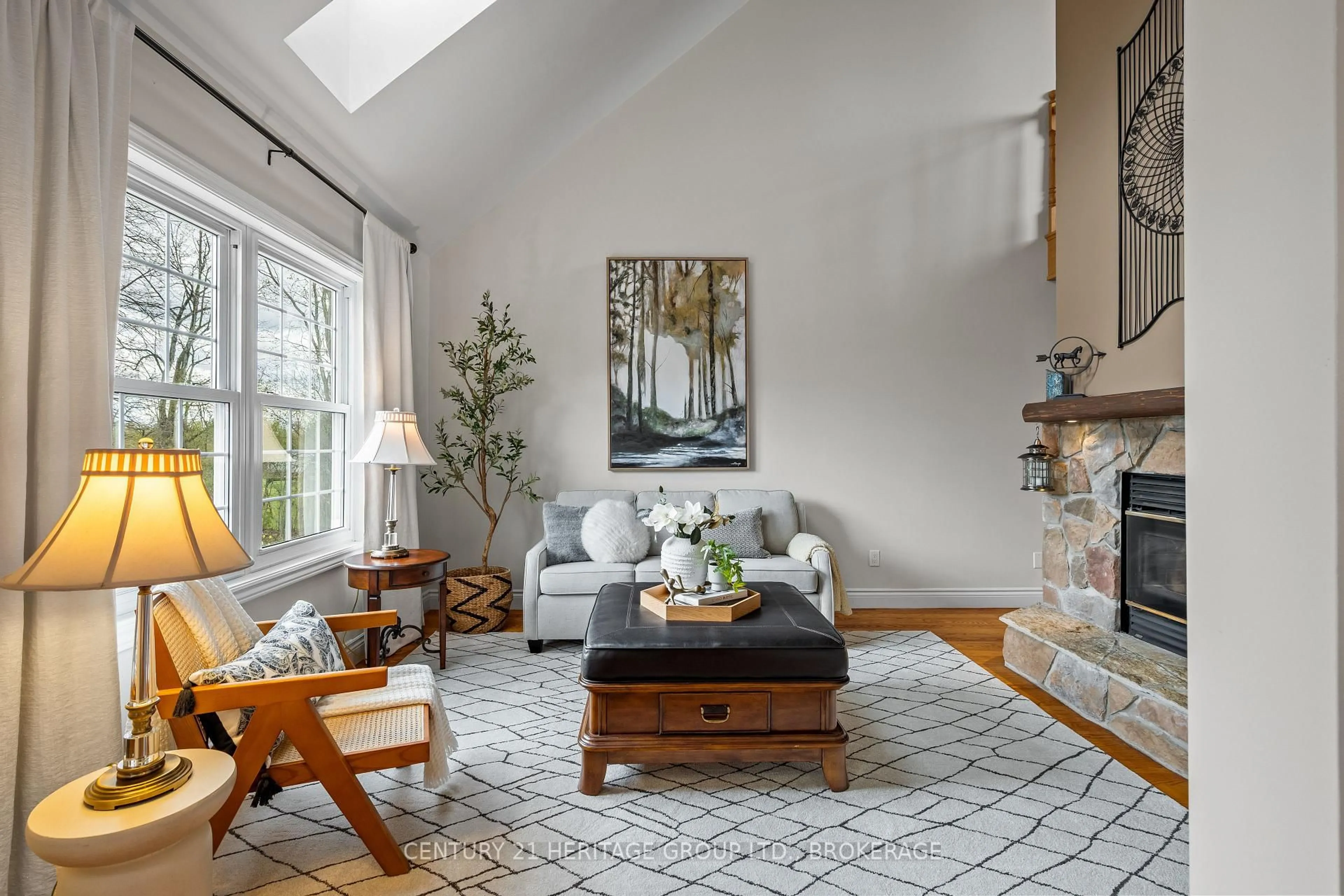 Living room with furniture, unknown for 5216 Bradford Rd, Harrowsmith Ontario K0H 1V0
