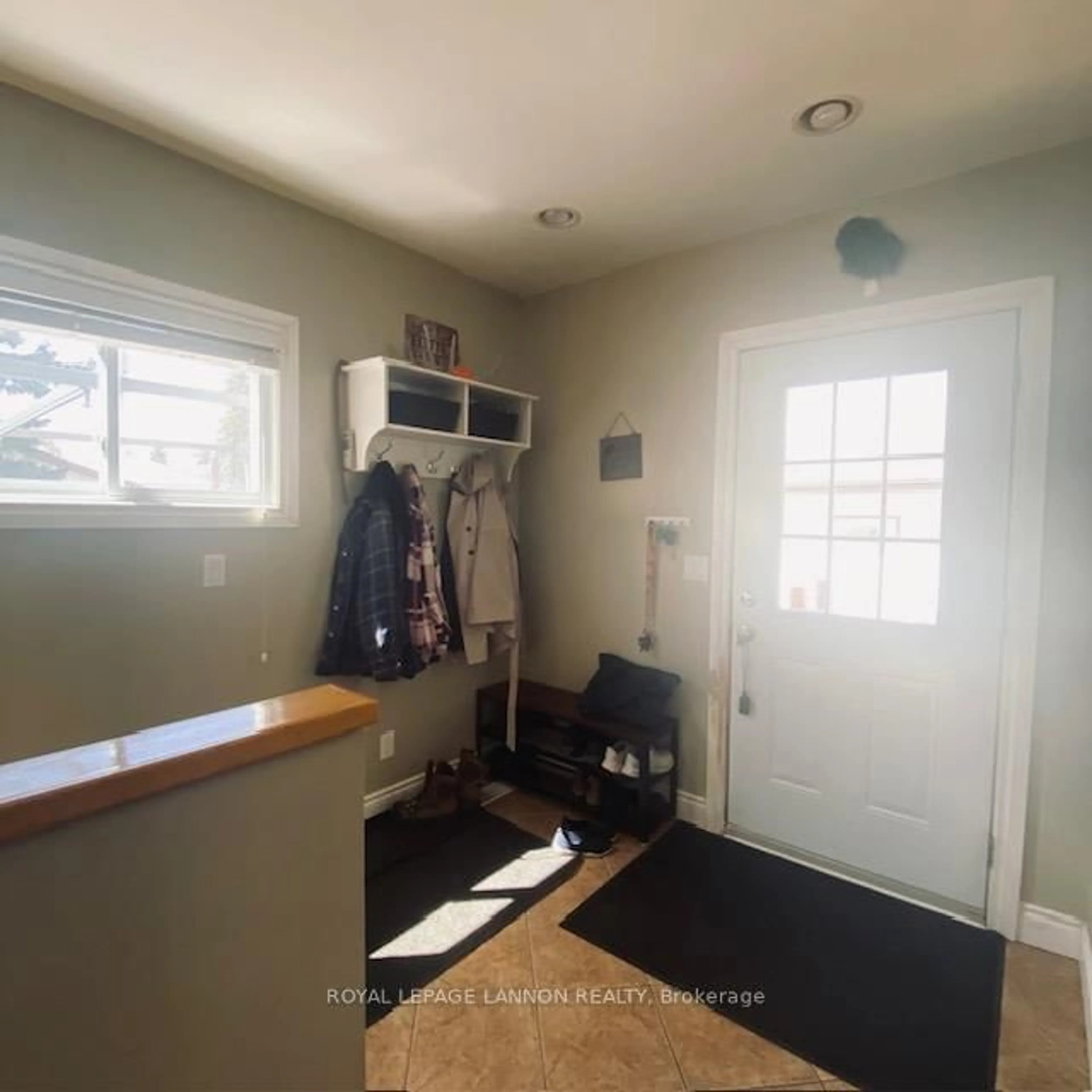Unknown for 305 McKenzie Ave, Greenstone Ontario P0T 1M0