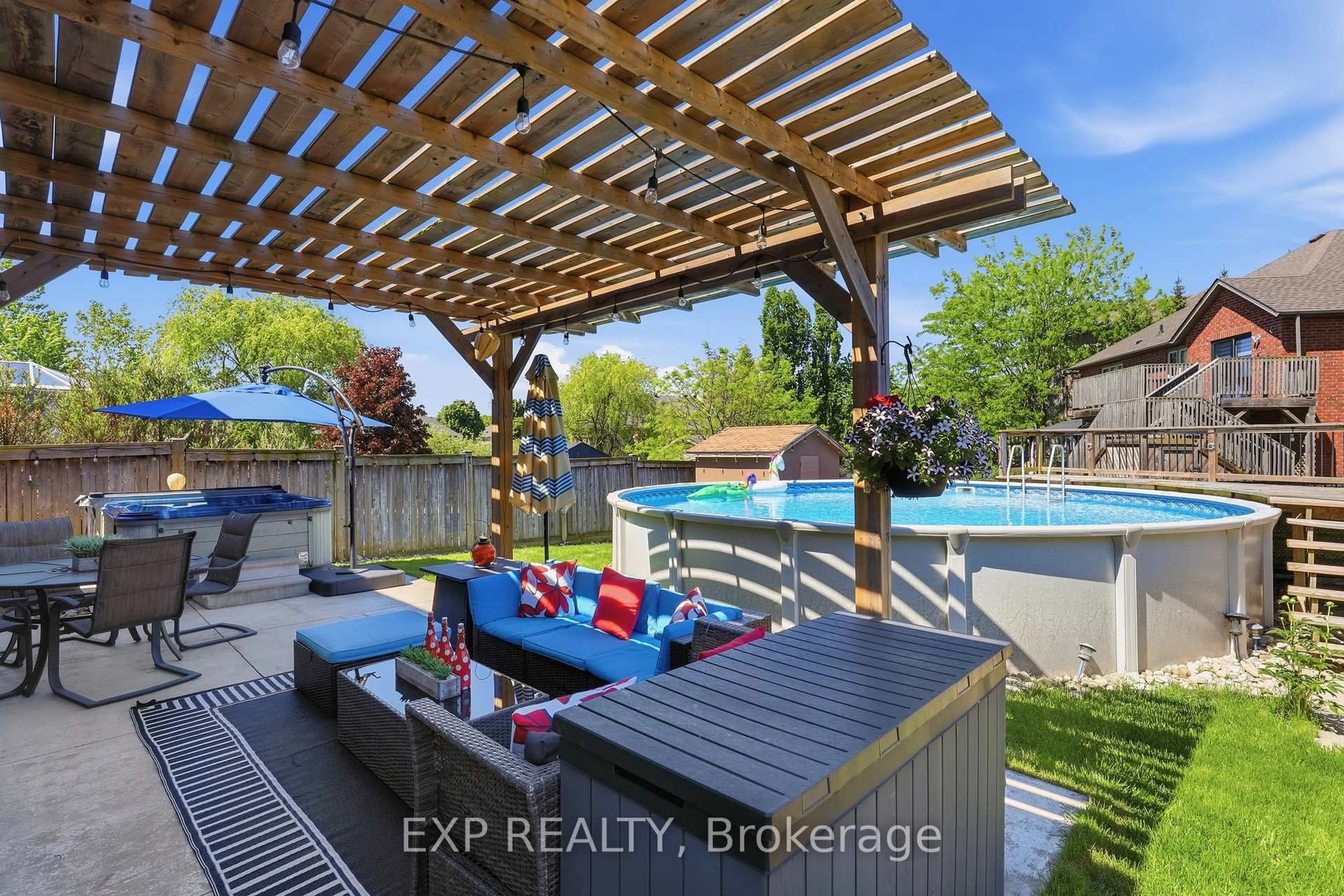 Patio, water/lake/river/ocean view for 194 Southbrook Dr, Hamilton Ontario L0R 1C0