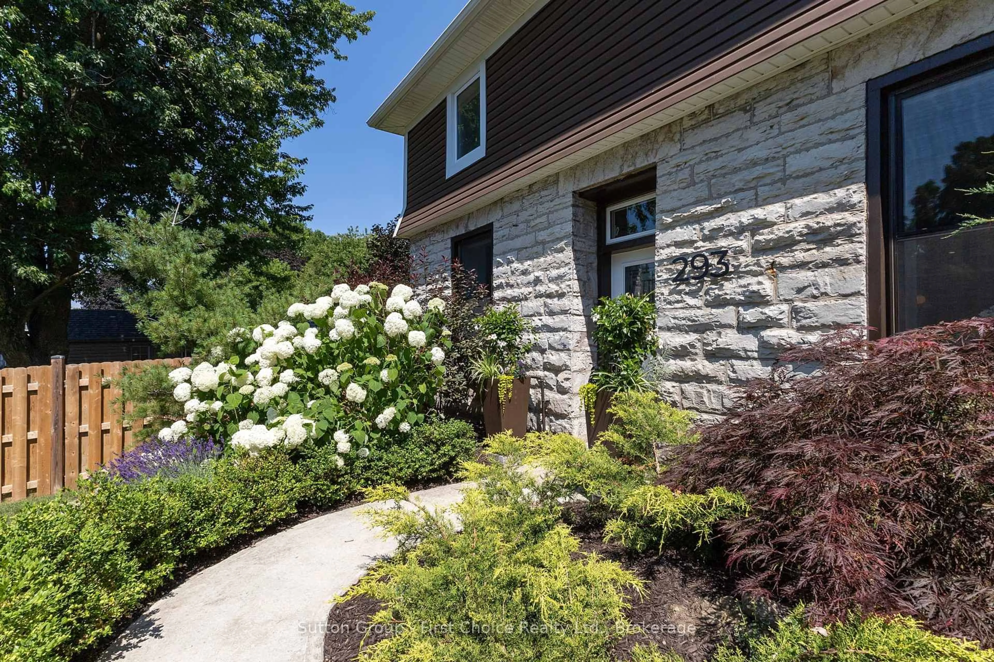 Unknown for 293 Wellington St, St. Marys Ontario N4X 1C5