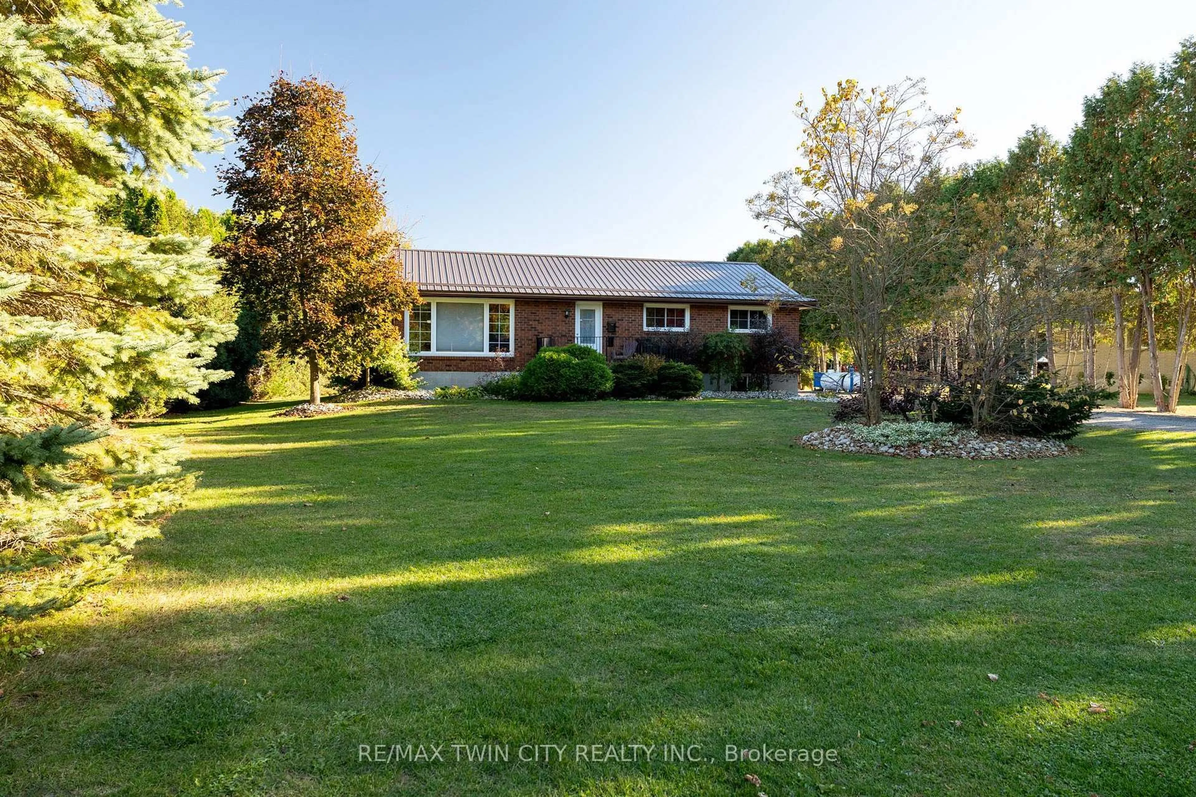 A pic from outside/outdoor area/front of a property/back of a property/a pic from drone, water/lake/river/ocean view for 976 MCDOWELL Rd, Norfolk Ontario N3Y 4J9