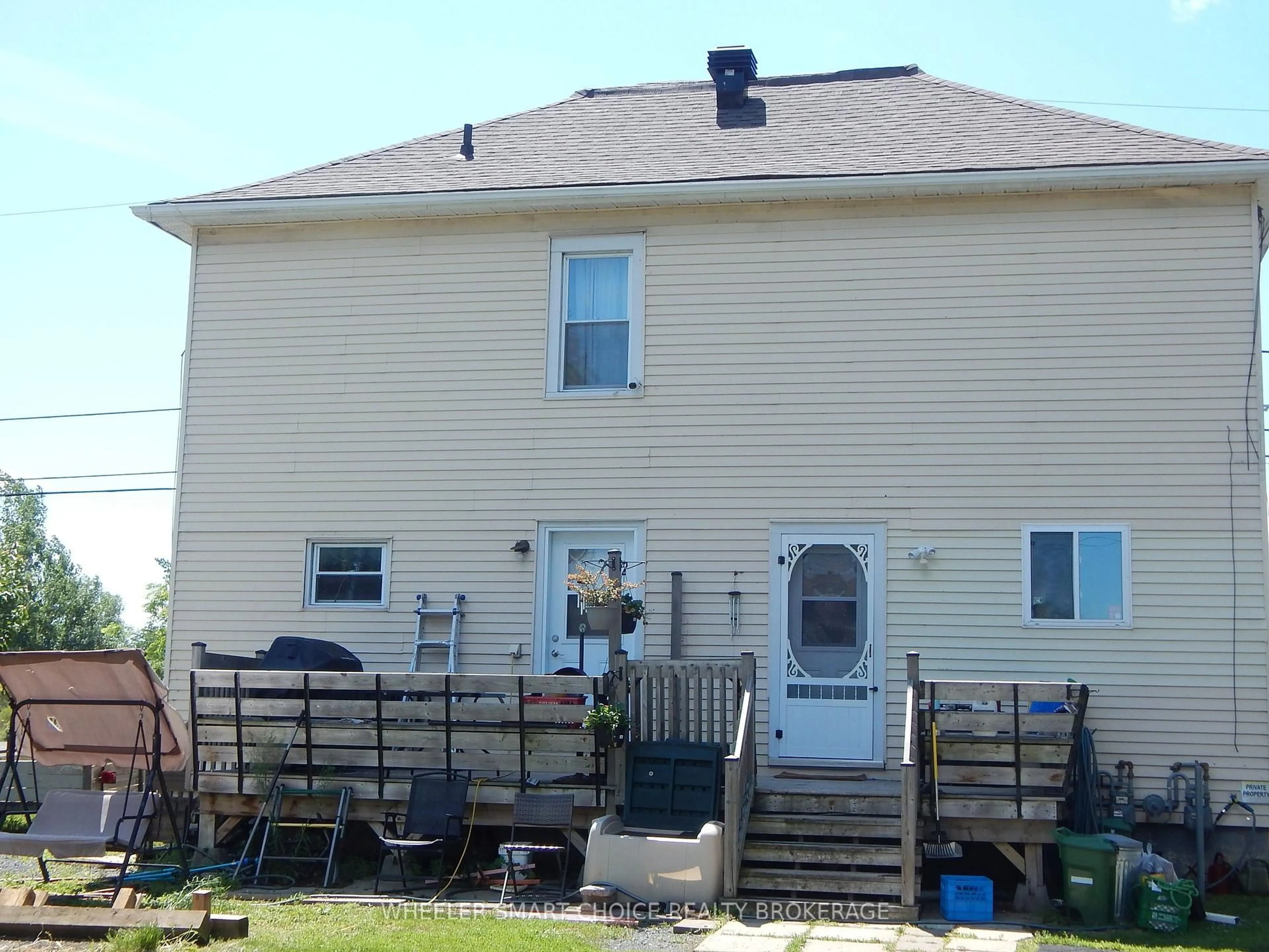 Unknown for 327-329 Brookdale Ave, Cornwall Ontario K6J 4P2