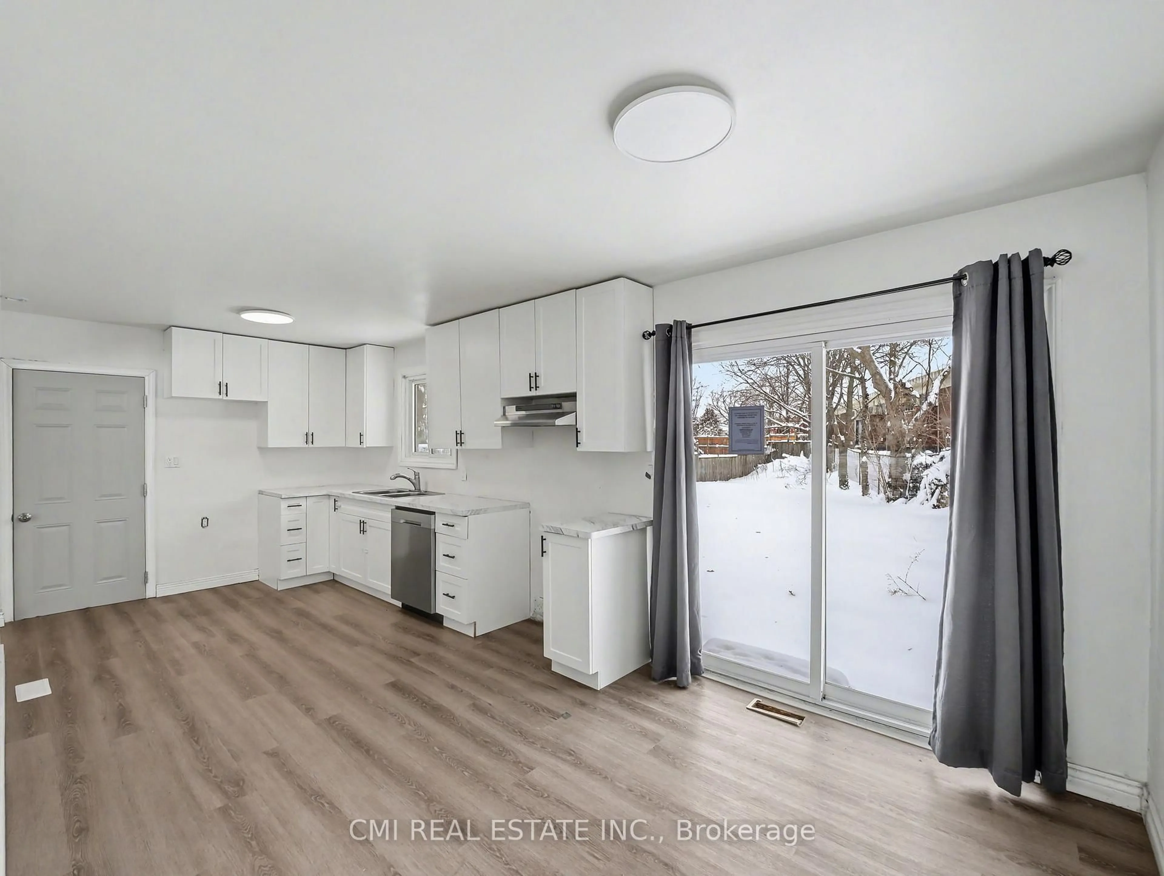 Open concept kitchen, unknown for 4306 East Ave, Lincoln Ontario L3J 0N8