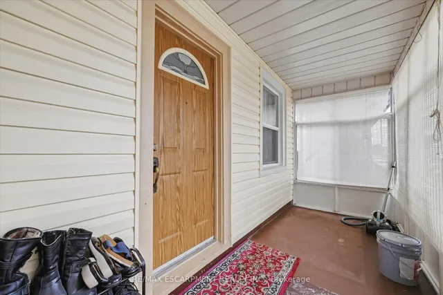 156 HOPE Ave, Hamilton 2