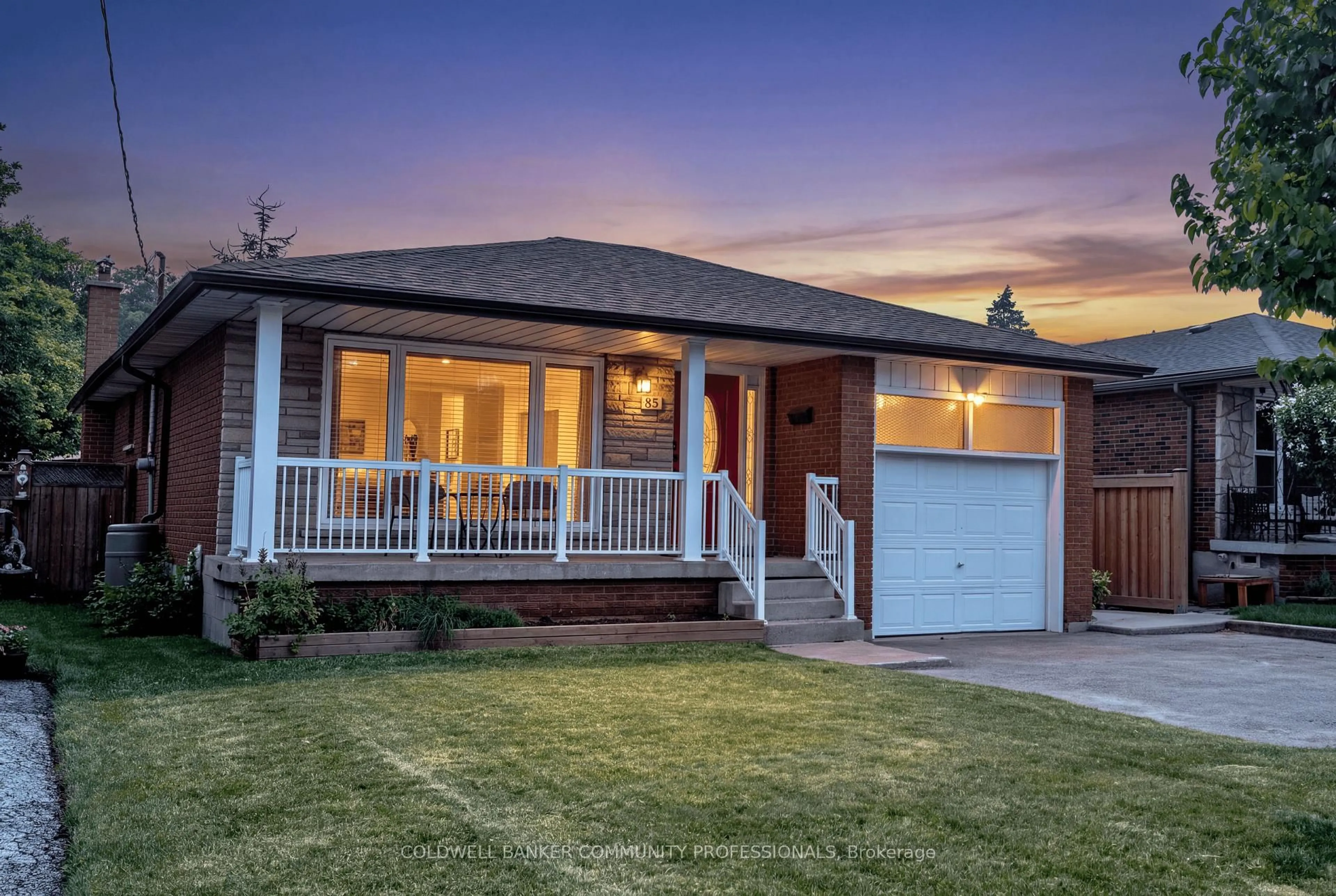 Home with brick exterior material, street for 85 Lavina Cres, Hamilton Ontario L9C 5S8